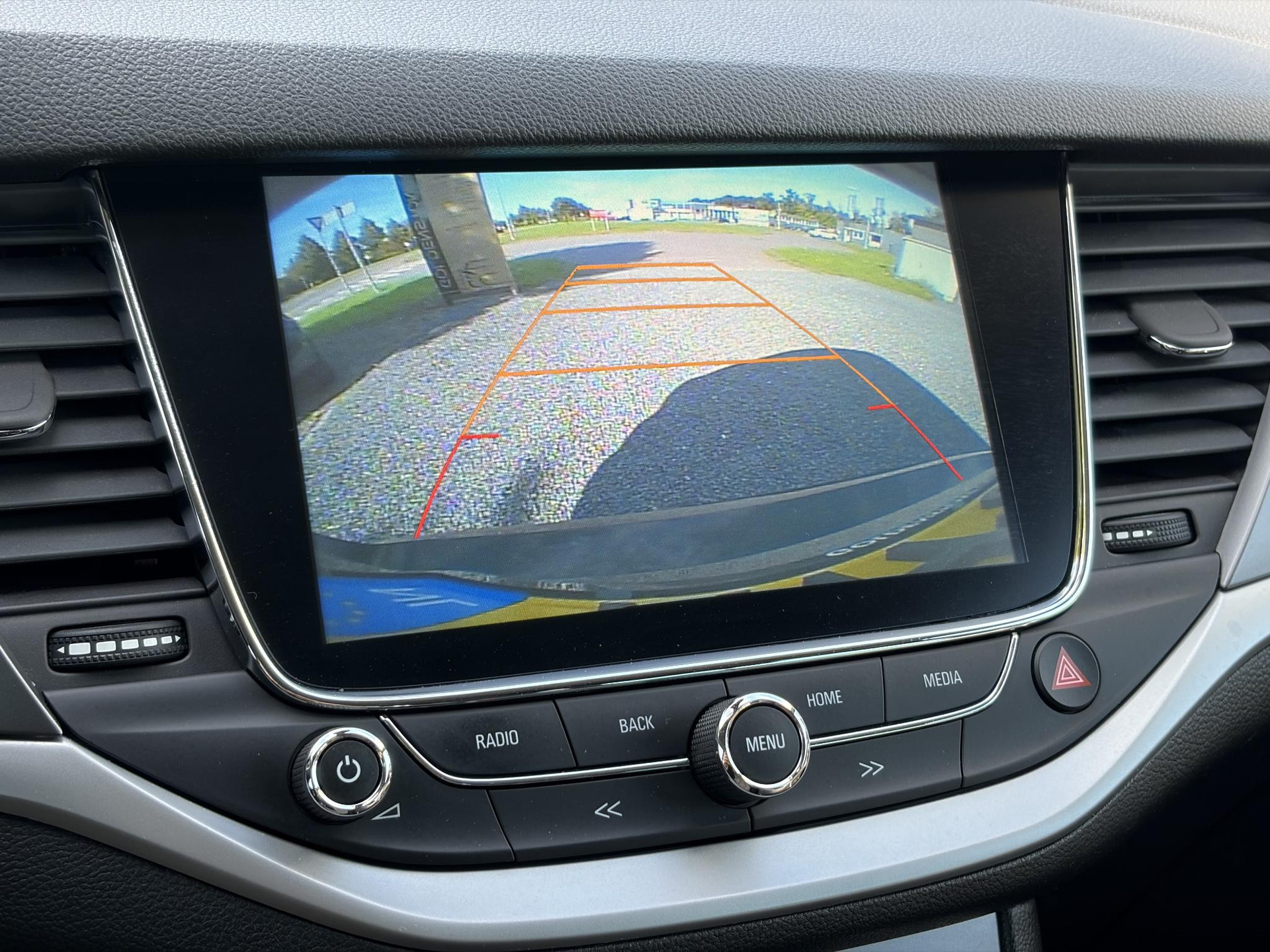 Opel Astra Sports Tourer 1.4 Turbo Online Edition ✓150pk✓2e Eigenaar✓Camera✓Carplay✓Navi✓Pdc V+A✓Stoelverw✓Stuurverw✓Clima✓Cruise✓Lm velgen✓6 Bak✓Comfortstoelen✓Dealer Onderhouden✓N.A.P✓Bj 12-2018✓Apk tot 01-2027