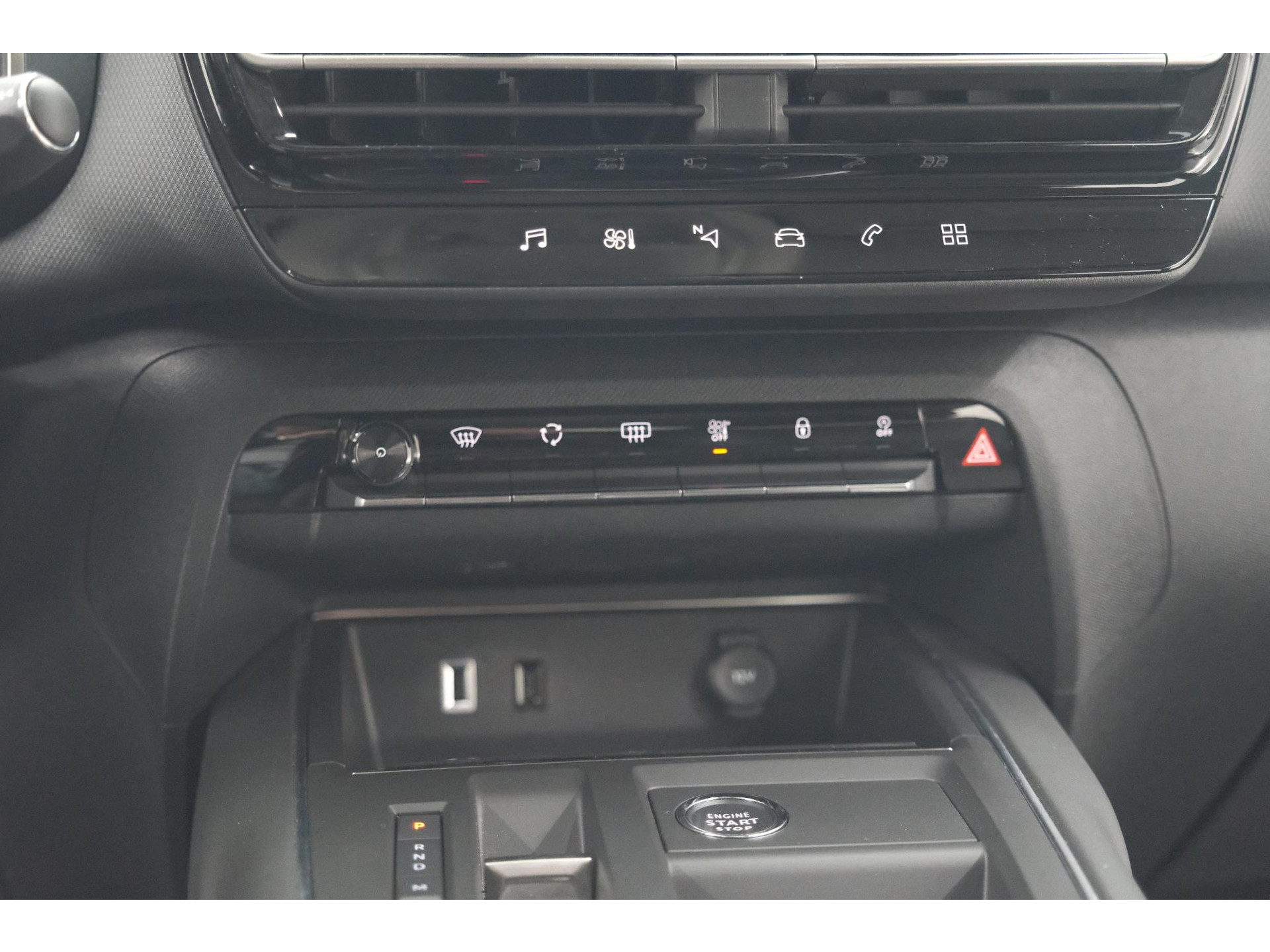 Citroen C5 Aircross Hybrid 136 e-DCS7 Plus | Camera | Navigatie | Parkeersensoren | Apple Carplay