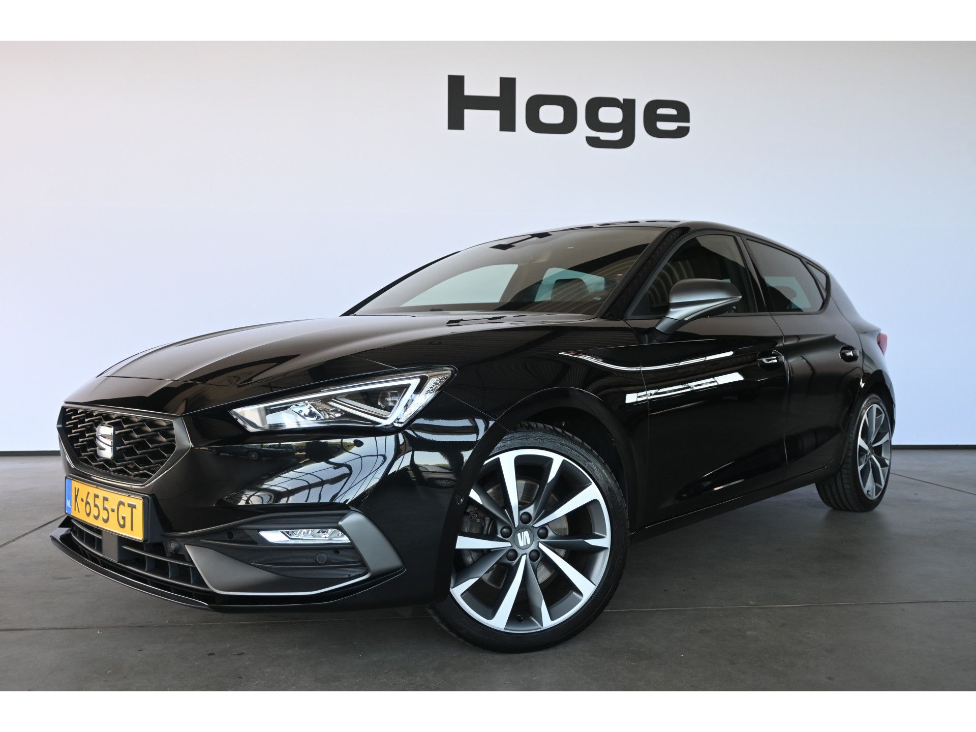 SEAT Leon 1.5 TSI FR Launch Edition Clima Navigatie Carplay Virtual LED Rijklaarprijs! Inruil Mogelijk!