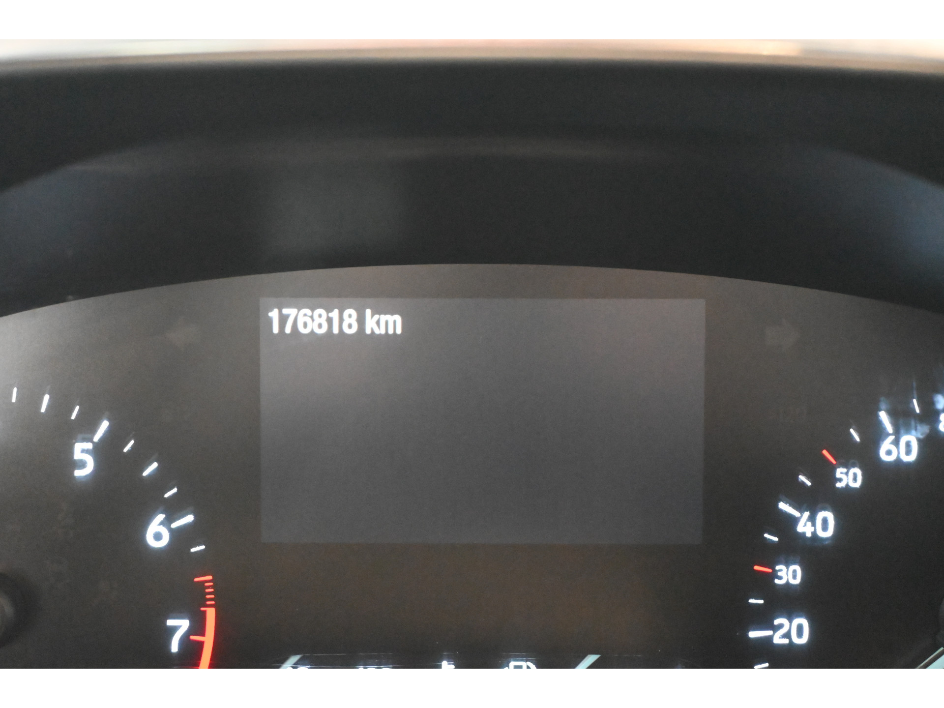 Ford Focus 1.0 EcoBoost Titanium Business Clima Navigatie Stuur/Stoelverwarming Rijklaarprijs! Inruil Mogelijk!