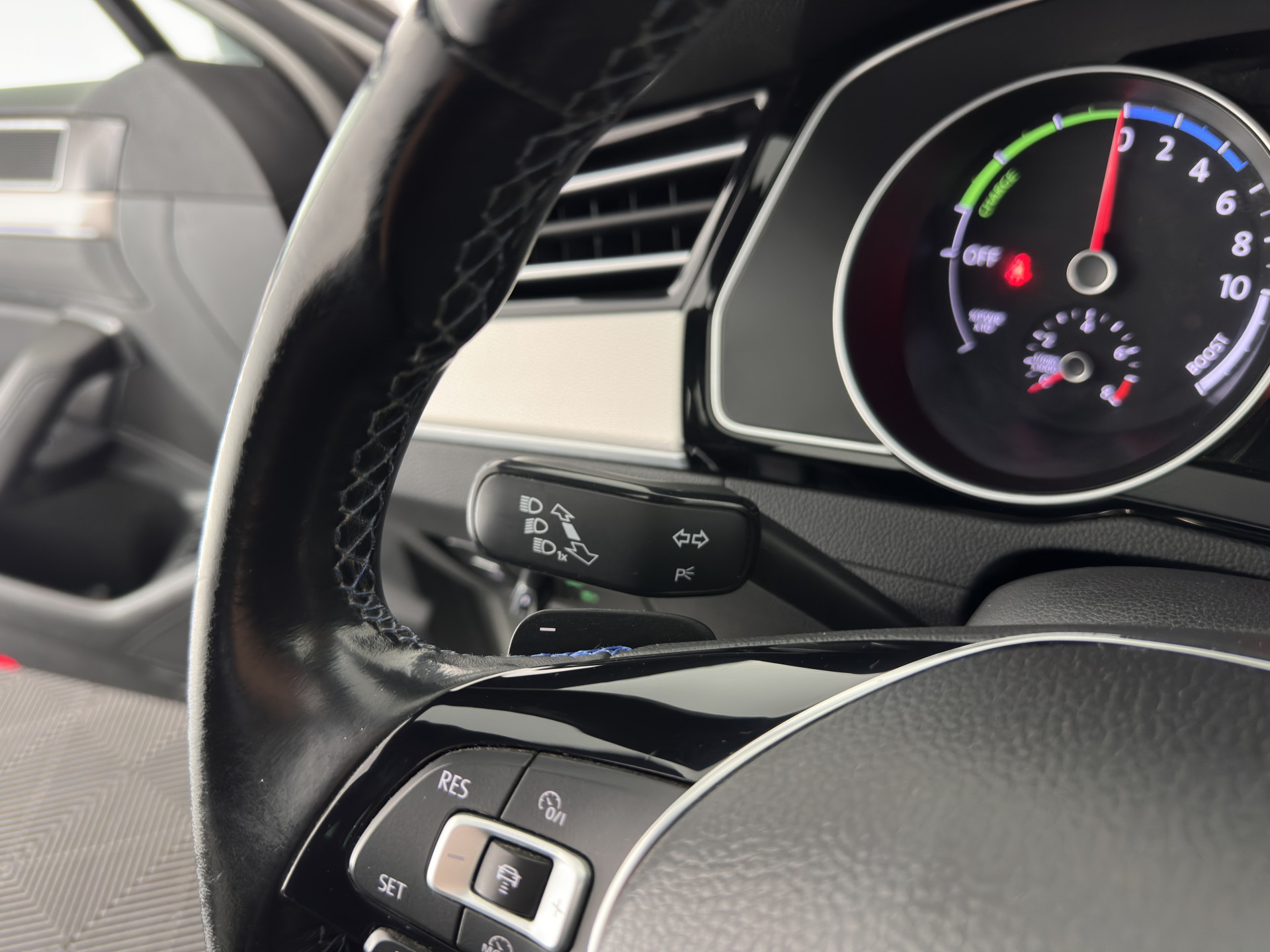 Volkswagen Passat Variant 1.4 TSI GTE Highline Plug-in Aut. *PANO | LEATHER-ALCANTARA | FULL-LED | CAMERA | NAVI-FULLMAP | ADAPTIVE-CRUISE | HEATED-ERGONOMIC-SPORTSEATS | KEYLESS | PDC | ECC | PRIVACY-GLASS | TOWBAR | AMBIENT-LIGHT | KEYLESS | ..