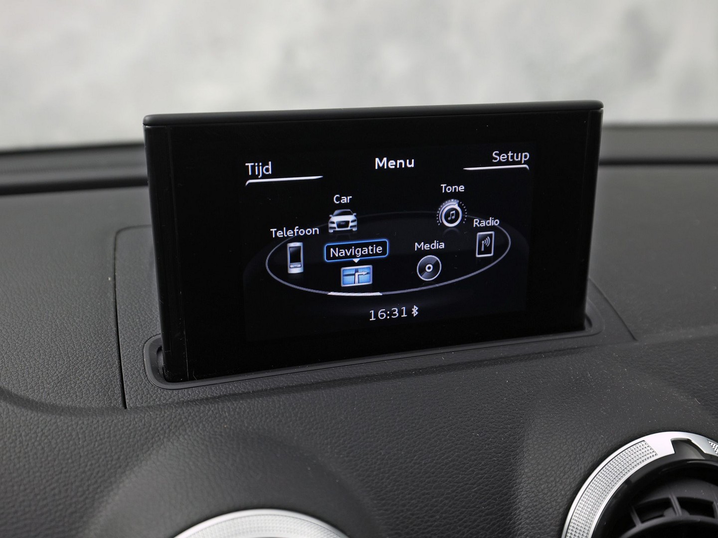 Audi A3 Sportback 1.4 TFSI S-Line Sport Automaat (NAVIGATIE, CLIMATE, LEDER/ALCANTARA, KEYLESS, SPORTSTOELEN, STOELVERWARMING, GETINT GLAS, CRUISE, NIEUWSTAAT)