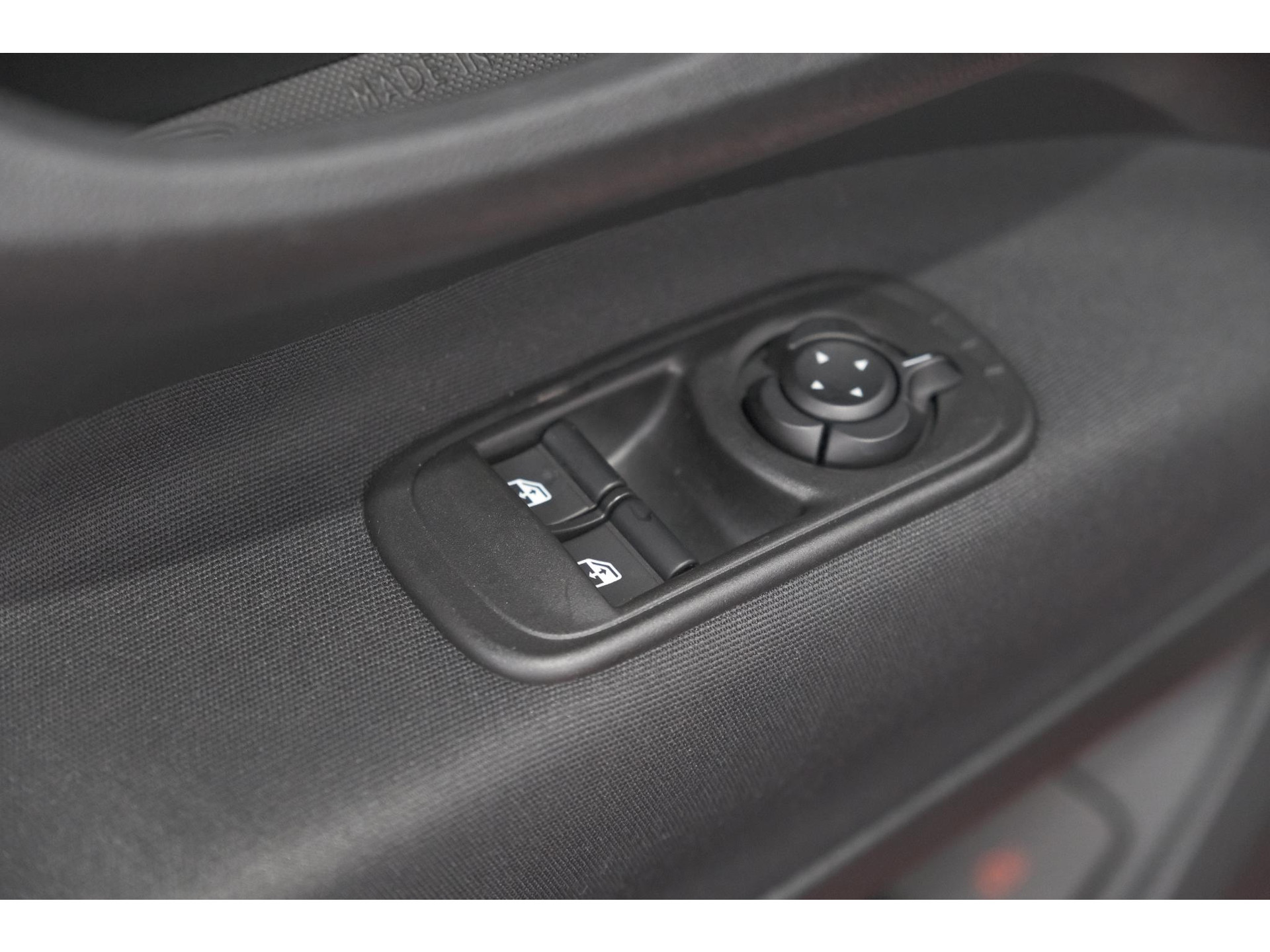 Fiat 500 Urban 42 kWh | SOH 97,9% | 3 Fase | Camera | Apple Carplay | Keyless start