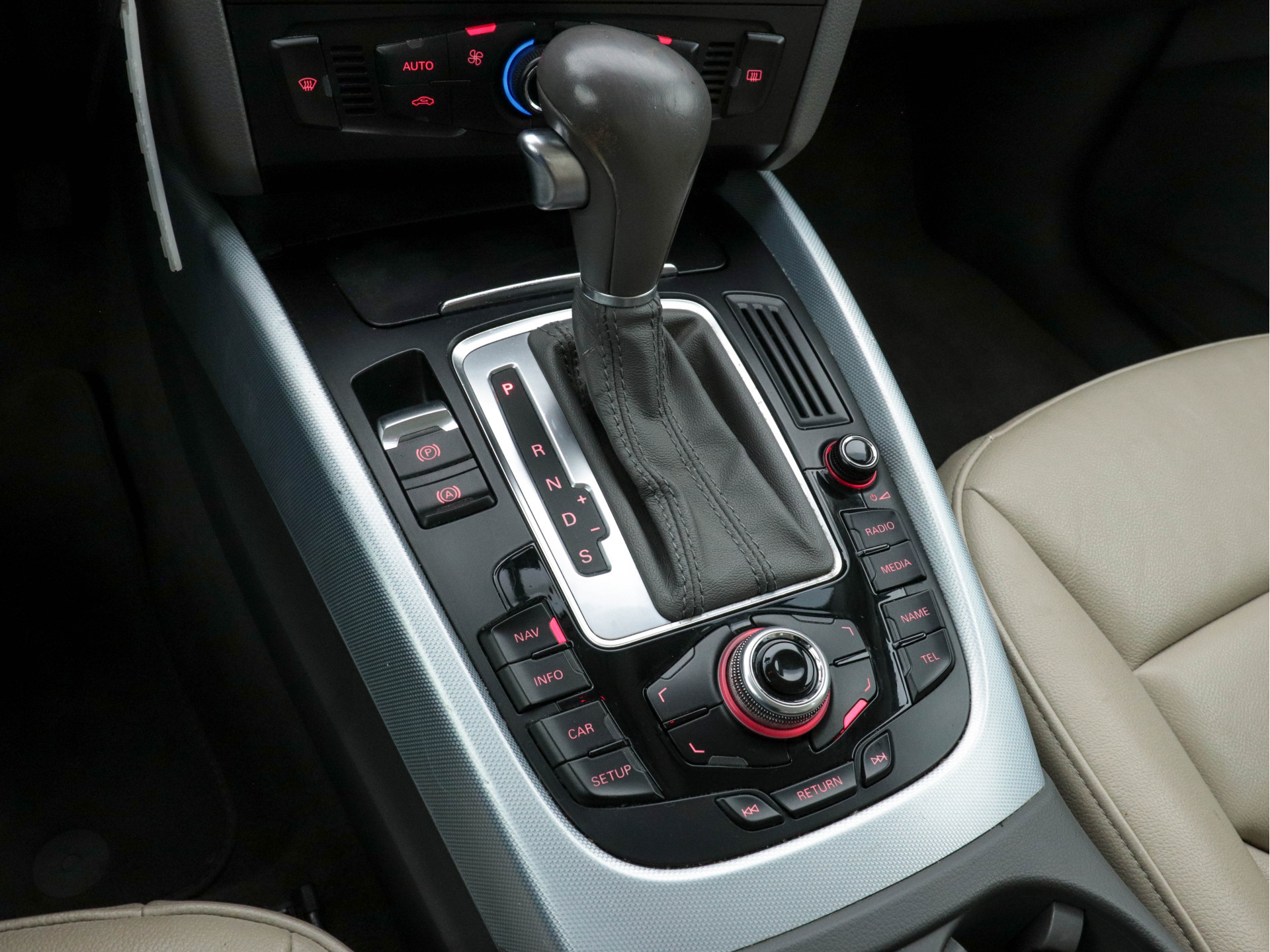 Audi Q5 2.0 TFSI Quattro Pro Line Aut. *NAVI-FULLMAP | LUXURY-LEATHER | AUDI-SOUNDSYSTEM | ECC | SHIFT-PADDLES | COMFORT-SEATS | AUDI-PARKING-SYSTEM-PLUS | CRUISE | 18"ALU*