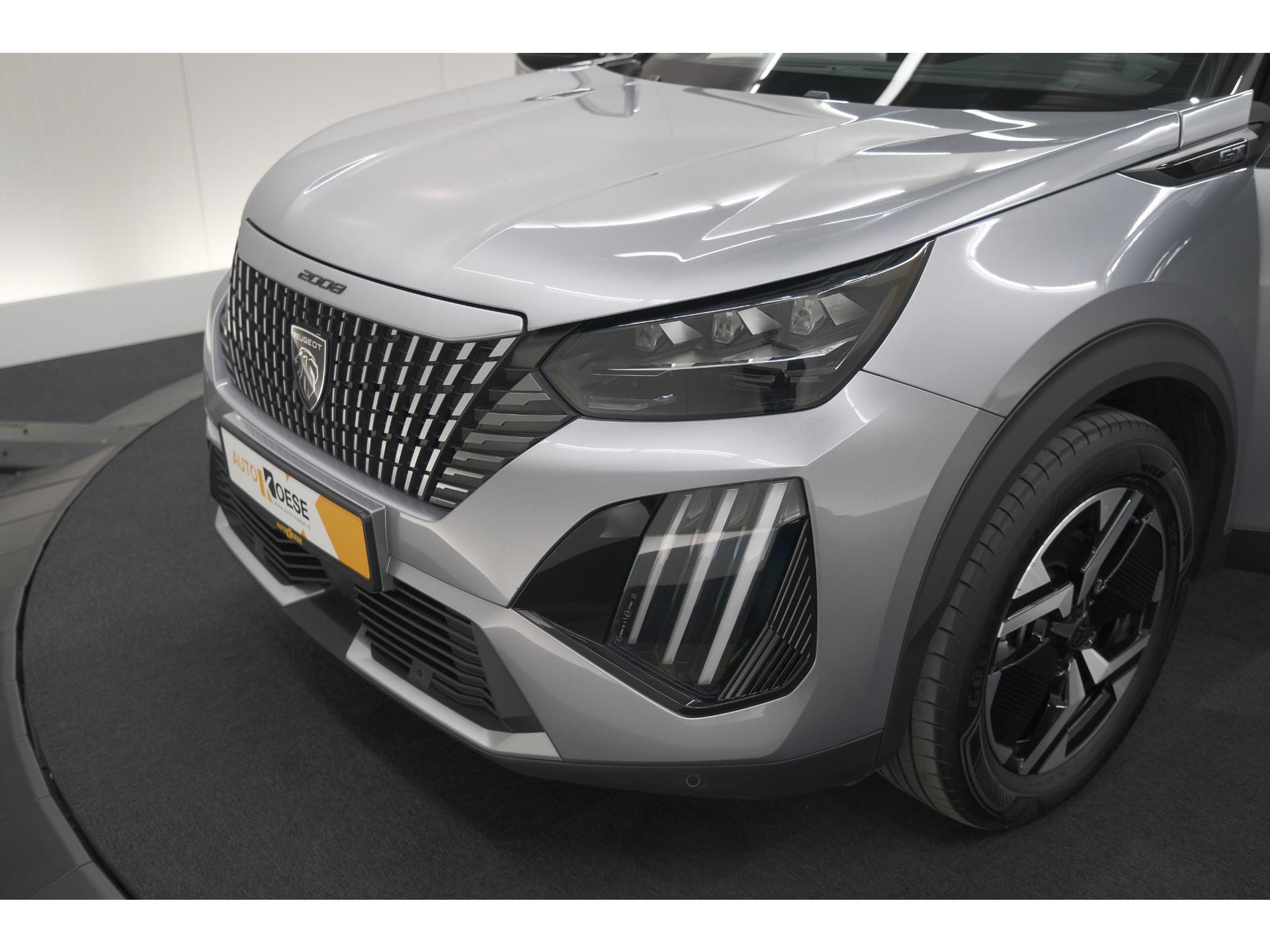 Peugeot 2008 Hybrid 145 e-DCS6 GT | Camera | Apple Carplay | Parkeersensoren