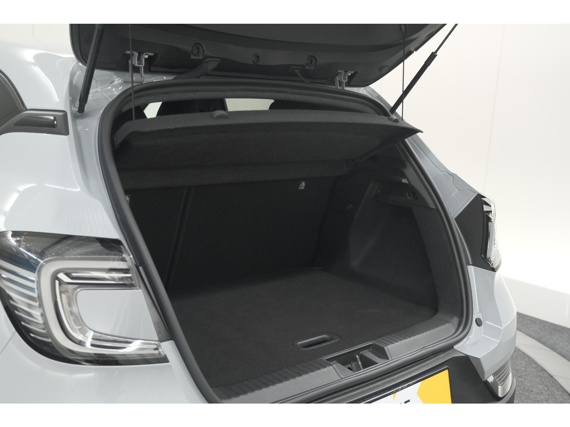 Renault Captur Mild Hybrid 160 EDC Techno | Pack Winter | Camera | Adaptieve Cruise Control | Apple Carplay