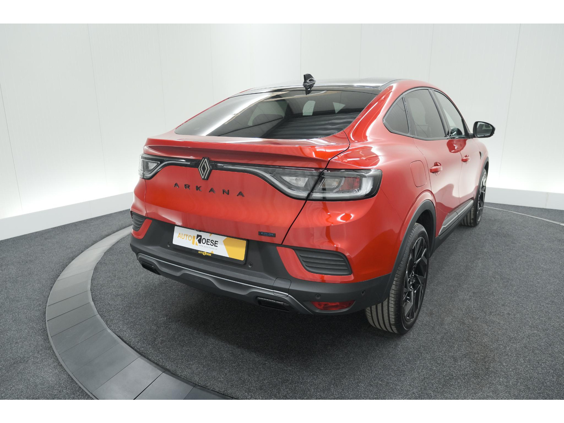 Renault Arkana 1.6 E-Tech hybrid 145 Esprit Alpine | Rondom Camera | Adaptieve Cruise Control | Pack Winter | Dodehoekdetectie