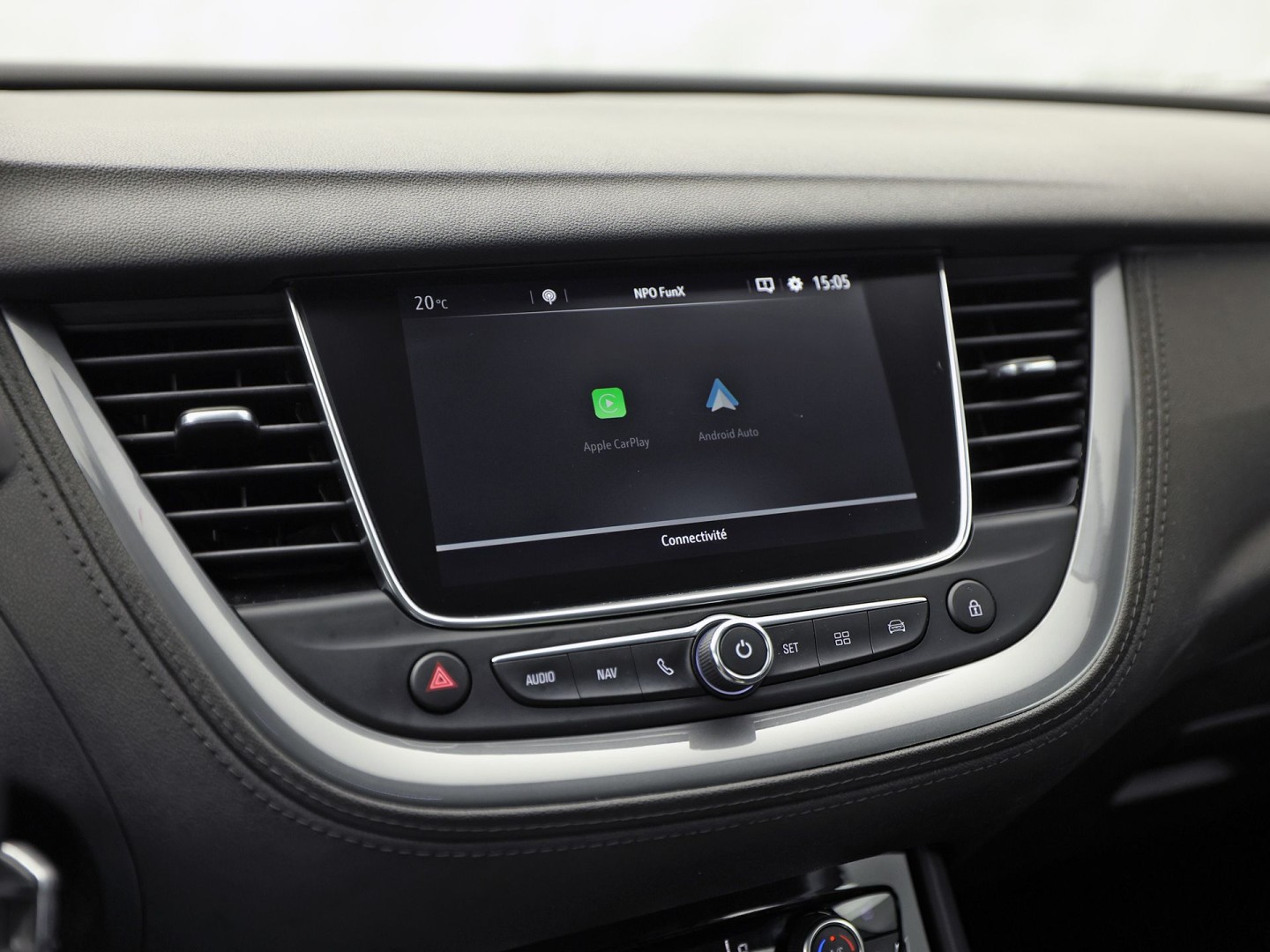 Opel Grandland X 1.2 Turbo Elegance (STOELVERWARMING/KOELING, APPLE CARPLAY, 360 CAMERA, MEMORY SEAT, LEDER, GETINT GLAS, STUURWIEL VERWARMD, NIEUWE APK, NIEUWSTAAT)