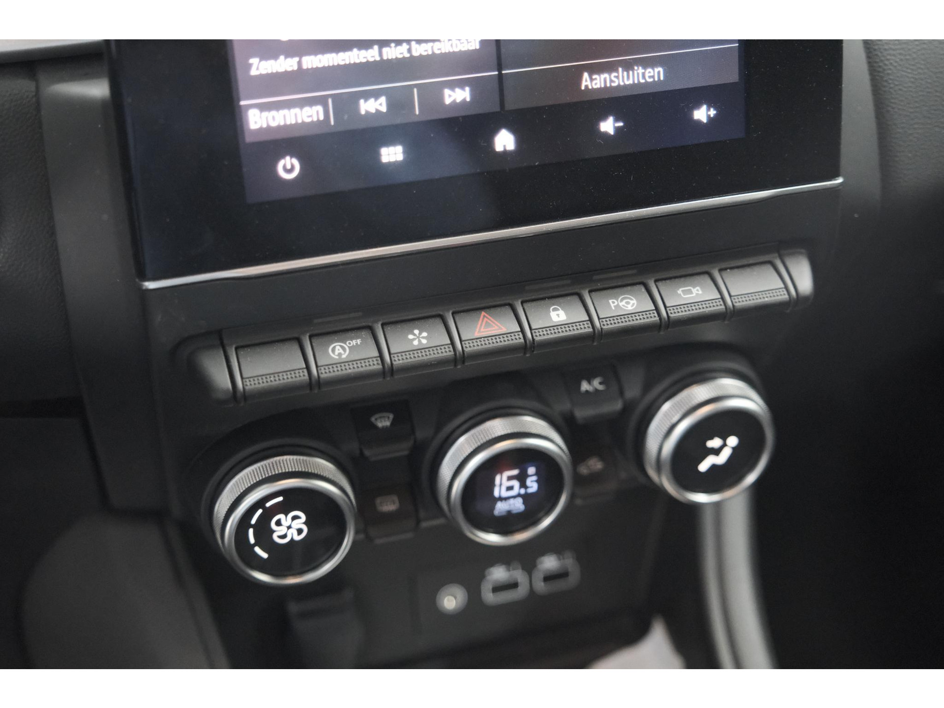 Renault Captur Mild Hybrid 140 EDC Techno | 360 Camera | 9.3 Inch Navigatie | Apple Carplay | 18 Inch Lichtmetalen Velgen