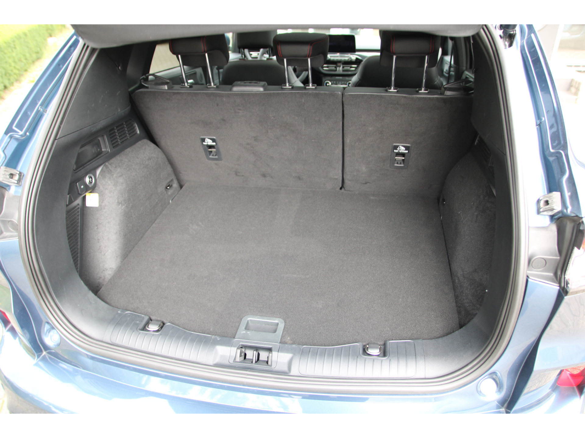 Ford Kuga 1.5 EcoBoost 150 PK ST-Line X TREKHAAK | PANORAMADAK | HEAD-UP