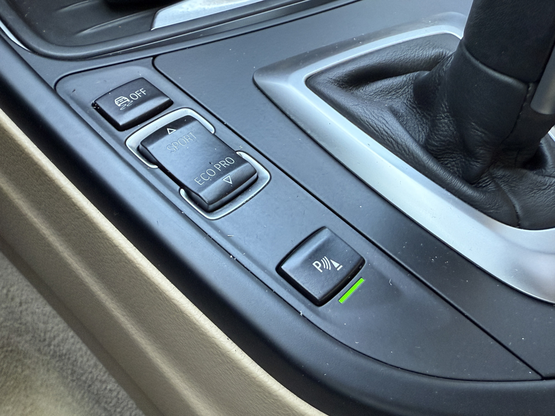 BMW 3-serie Gran Turismo 320i GT Luxury | Panoramadak | Leder | Carplay | Navi | Stoelverwarming