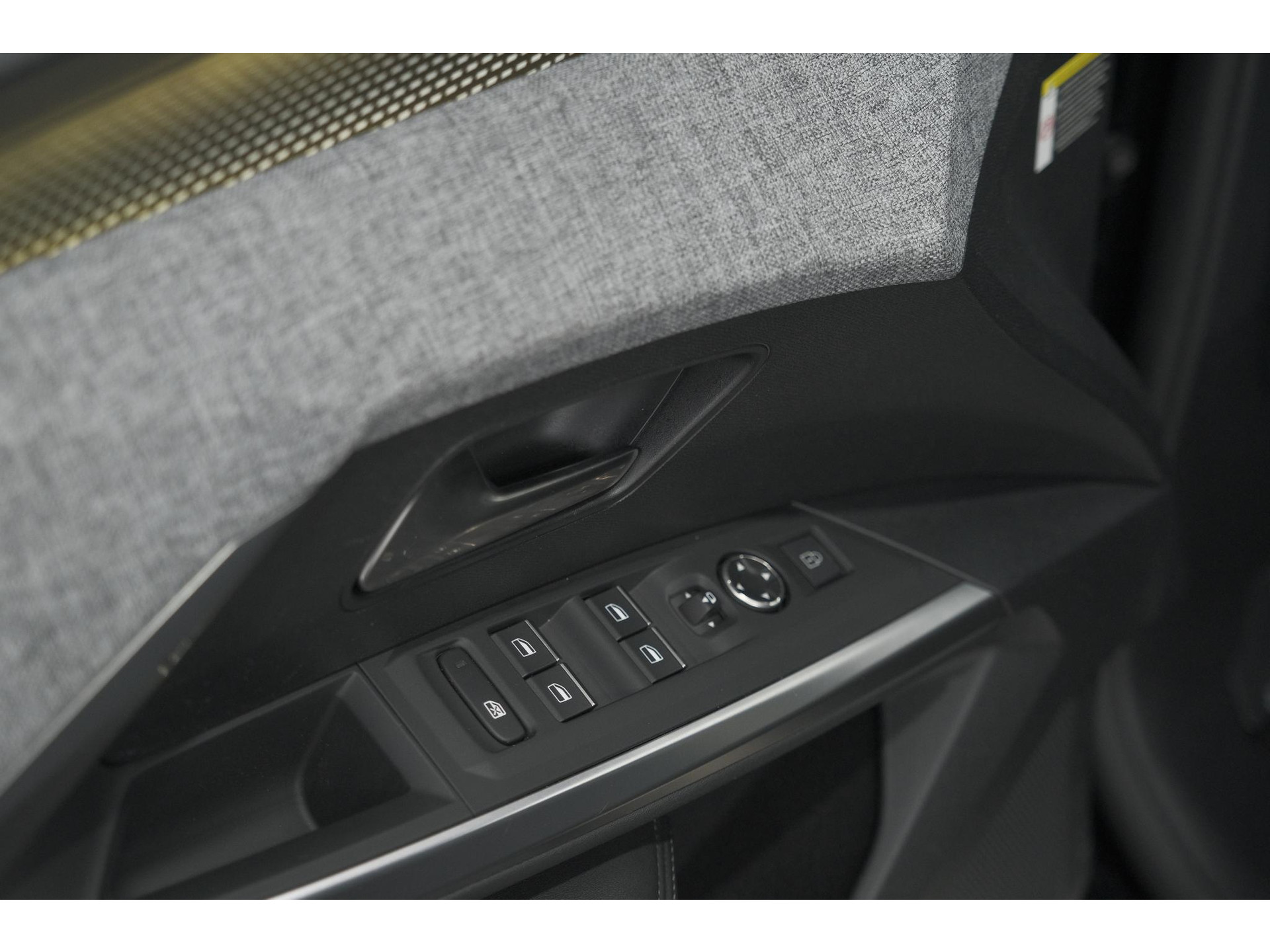 Peugeot 3008 1.2 Hybrid 145 GT | Adaptieve Cruise Control | Elektrische Kofferklep | Alcantara Stoelen | Camera