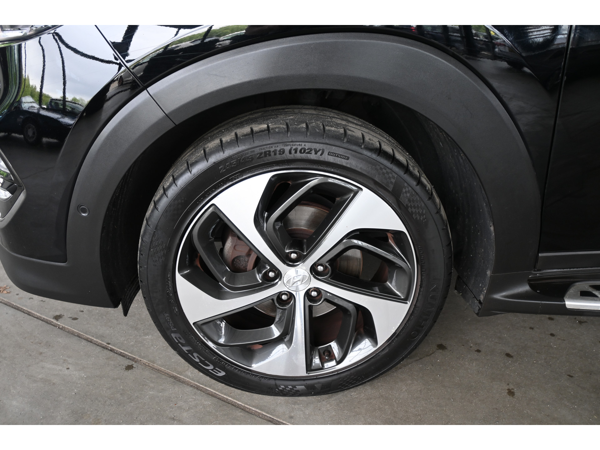 Hyundai Tucson 1.6 T-GDi Premium 4WD Automaat Panoramadak Navigatie Cruise Stoelverwarming Clima 100% Onderhouden! Inruil Mogelijk!