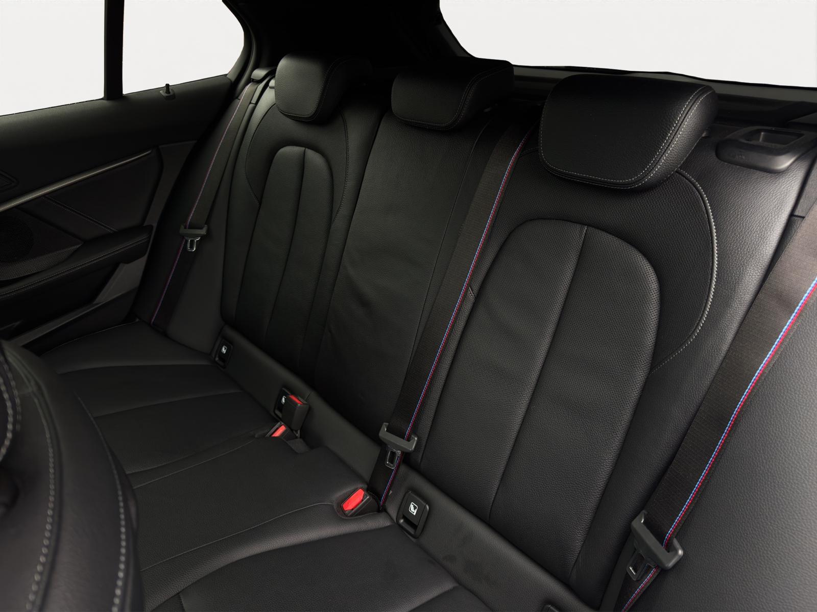 BMW 1-serie 118i 140PK Automaat M-Sport Shadow Pano Head-UP Camera
