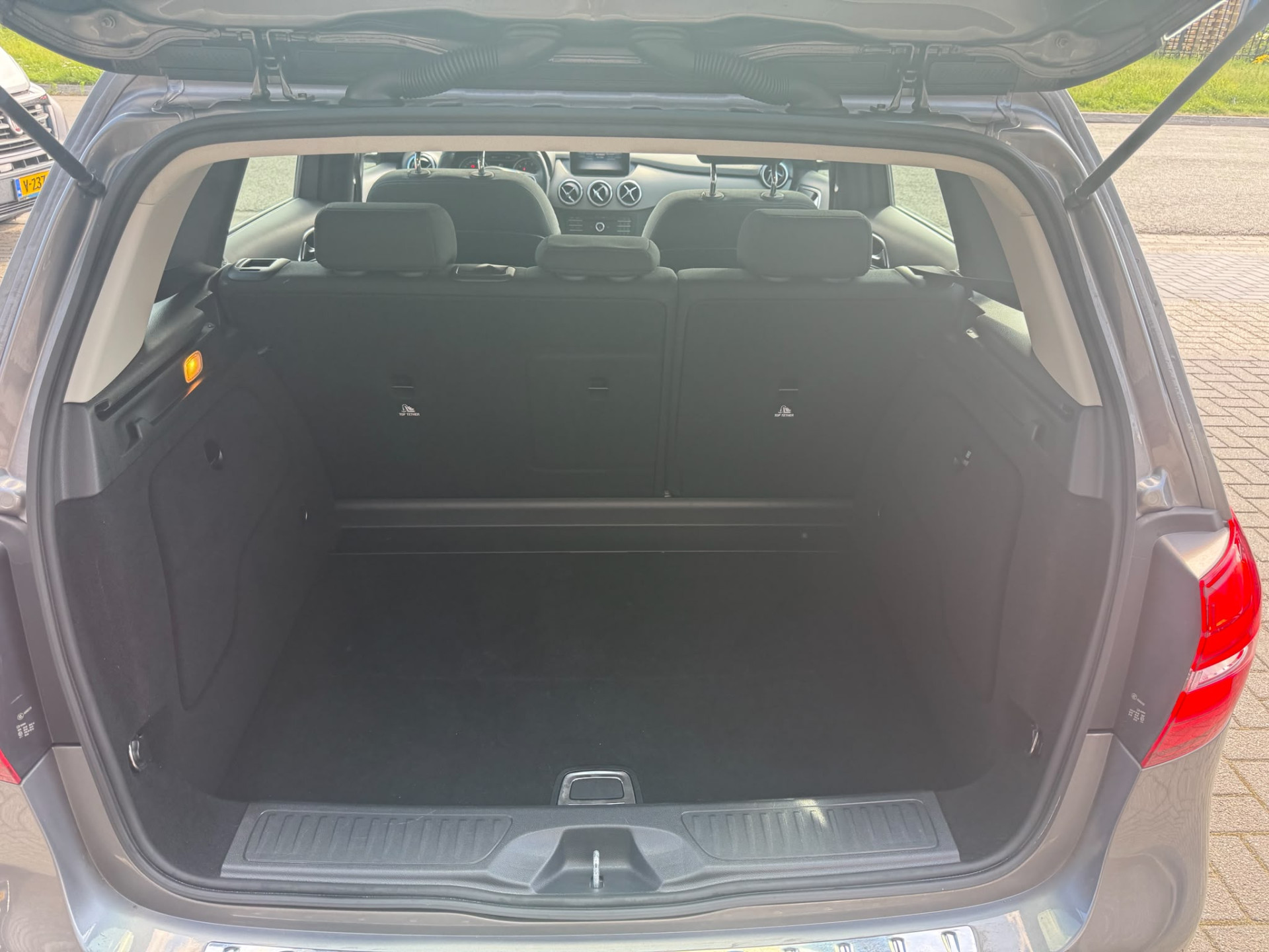 Mercedes-Benz B-klasse 180 Ambition | 1E EIGENAAR | 3/6/12MND GARANTIE | NAVI | LED | AICRO | CRUISE | TREKHAAK |