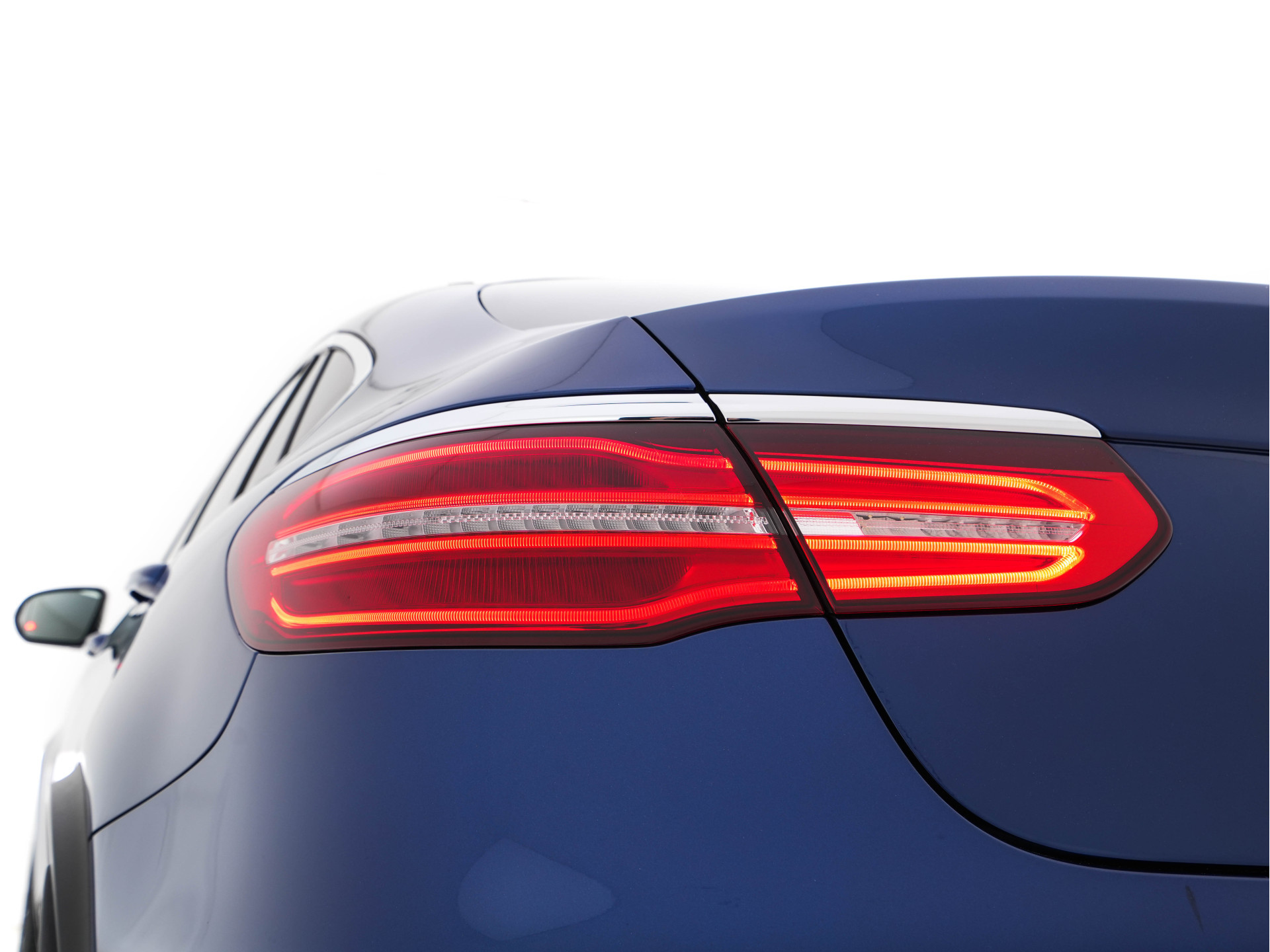 Mercedes-Benz GLC-klasse Coupé 350 d 4Matic AMG-Sportpack Premium Plus Aut. *PANO | LEATHER | FULL-LED |  NAVI-FULLMAP | ECC | CAMERA | PDC | SHIFT-PADDLES | CRUISE | AMBIENT-LIGHT | TOWBAR | HEATED-SPORTSEATS | PRIVACY-GLASS | 20"ALU*