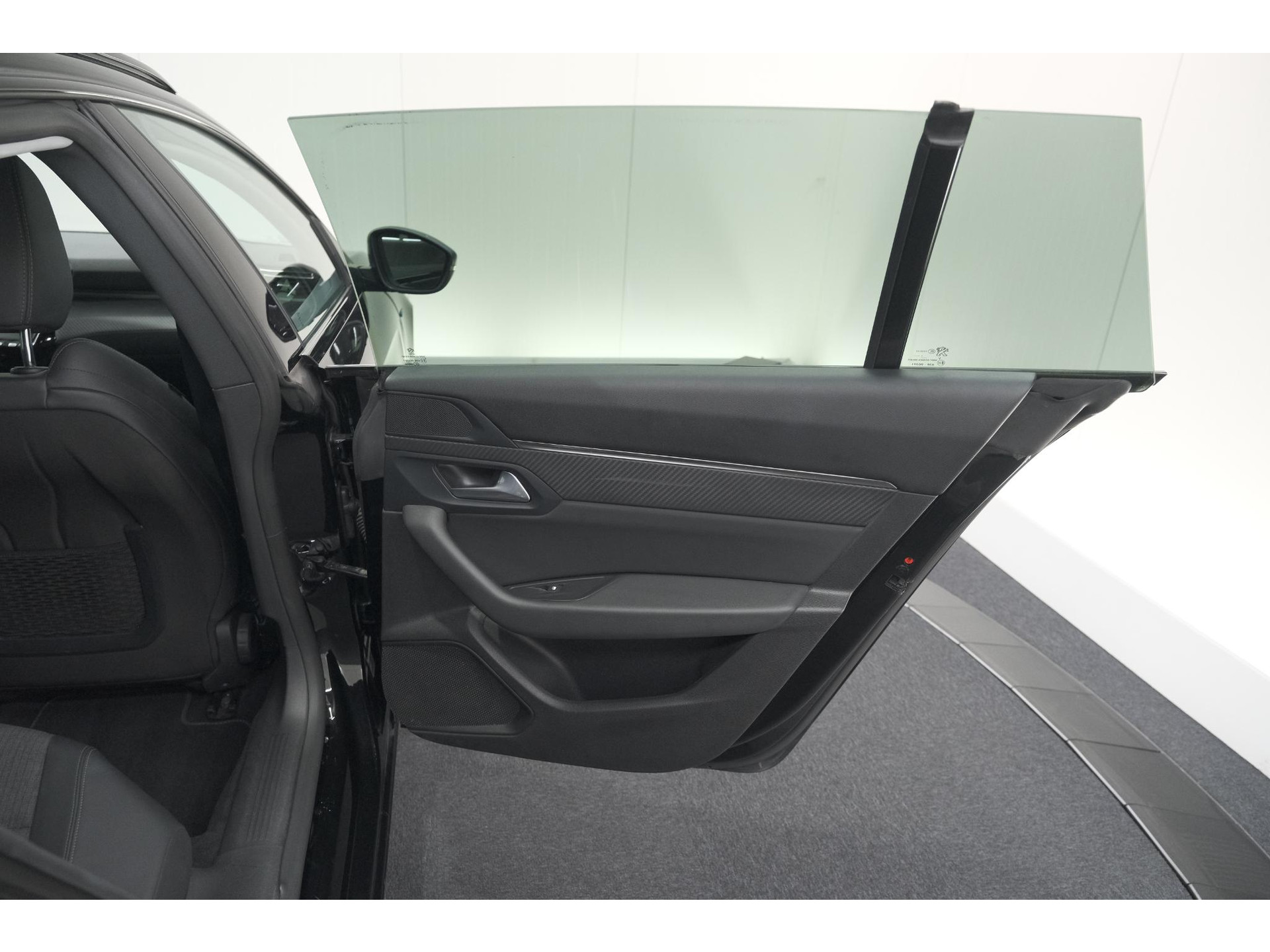 Peugeot 508 SW 1.6 HYbrid 225 Allure | Drive Assist Plus | Elektronische Kofferklep | Camera | Apple Carplay