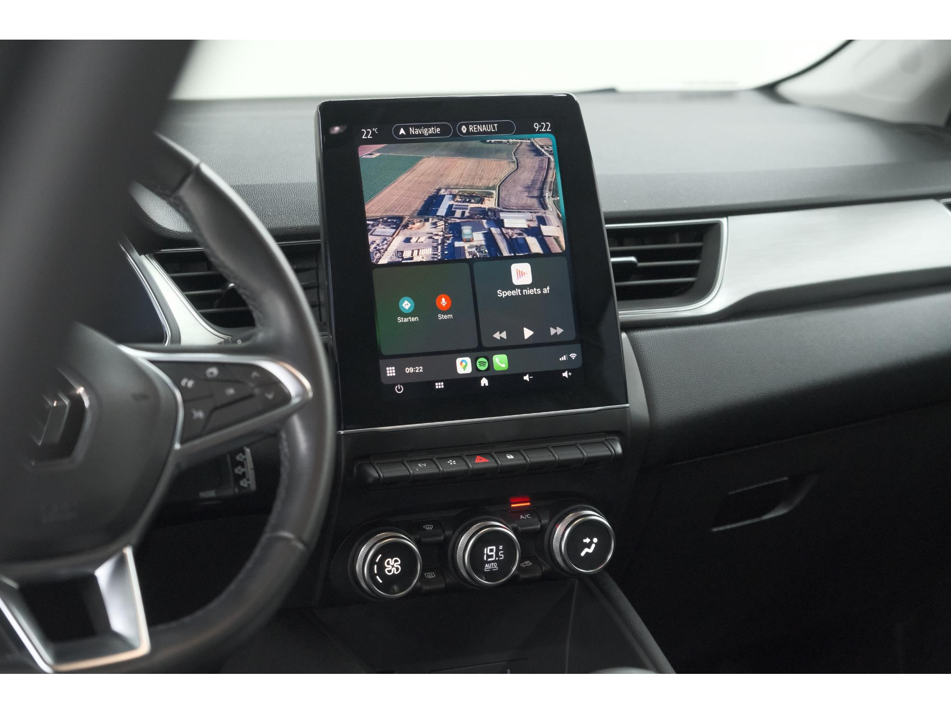 Renault Captur 1.6 E-Tech Plug-in Hybrid 160 Intens | Camera | 9.3 Inch Groot Scherm | Apple Carplay | Parkeersensoren