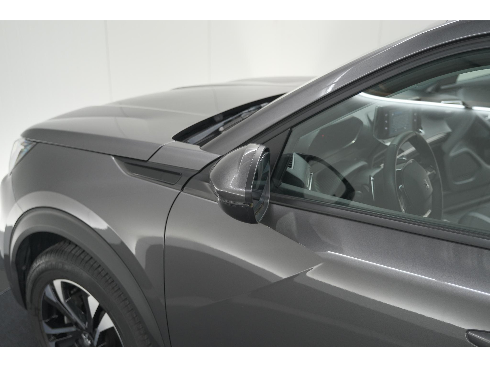 Peugeot 2008 PureTech 130 EAT8 Allure Pack | Trekhaak | Camera | Navigatie | Parkeersensoren