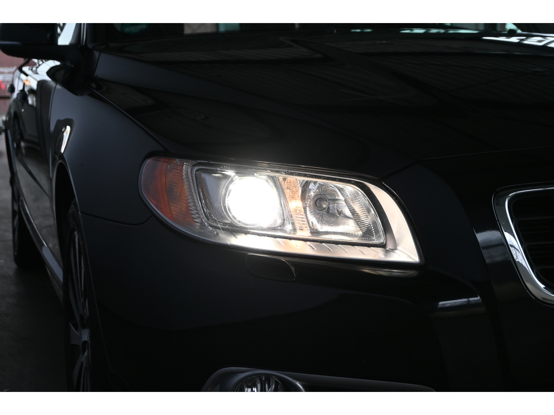 Volvo V70 1.6 T4 Limited Edition Automaat Clima Navigatie Schuif/Kanteldak Goed Onderhouden! Inruil Mogelijk!