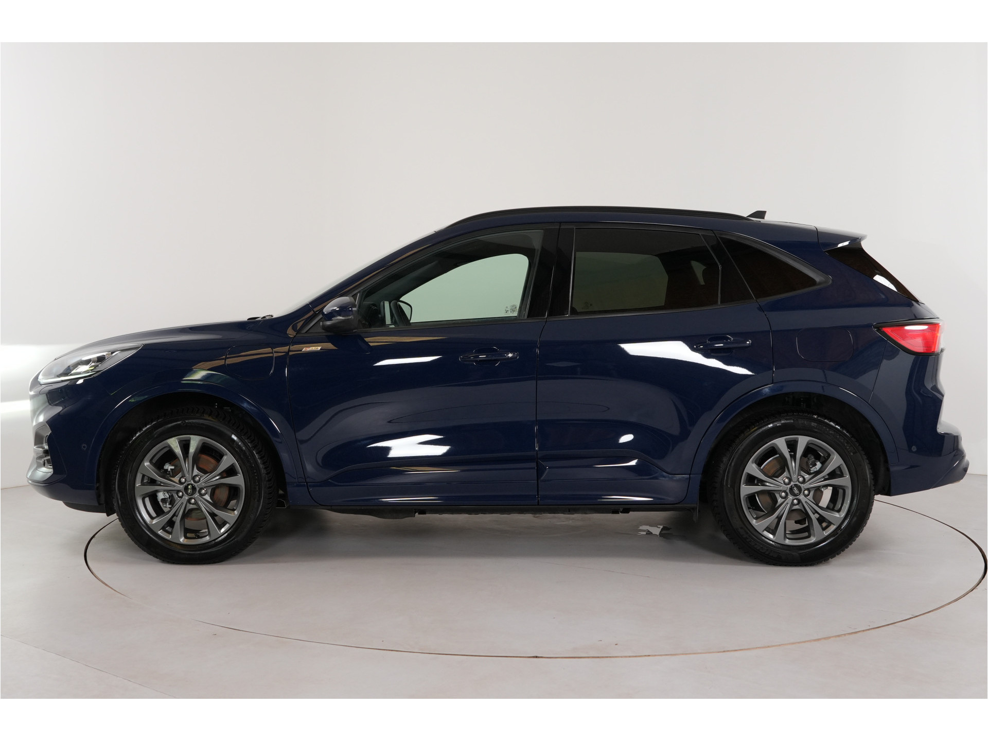 Ford Kuga 2.5 ST-Line X 225 pk PHEV | SOH 87.5% |Stl. verw. | 360° Cam | Adaptive Cruise | El. achterklep | Dodehoek |