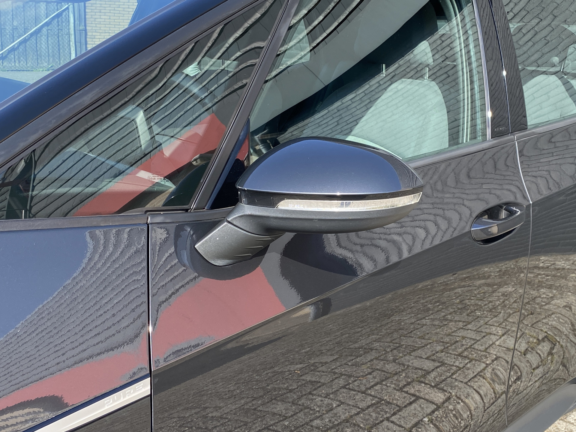 Volkswagen ID.3 Pure 45 kWh 150 pk | dealer onderhouden | navigatie | adapt. cruise | parkeersensoren | apple carplay