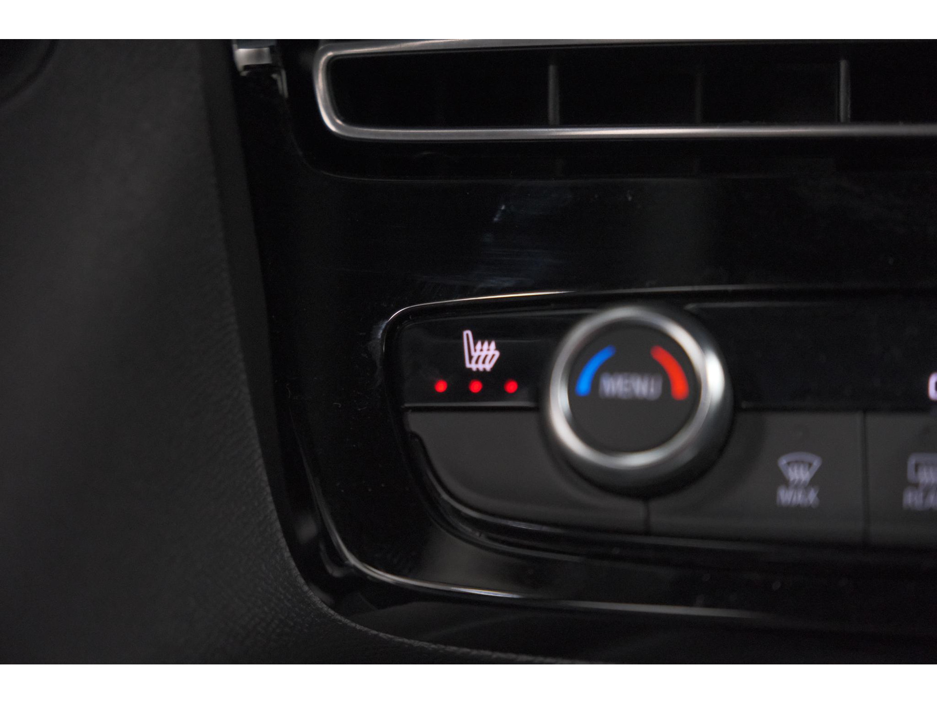 Opel Mokka 1.2 Turbo 145 Hybrid GS | Allseason Banden | Adaptieve Cruise Control | Camera | Dodehoekdetectie | Stoelverwarming