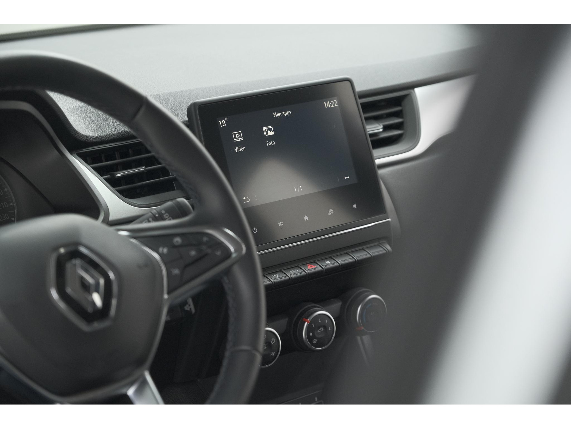 Renault Captur TCe 90 Zen | Camera | Apple Carplay | Parkeersensoren | Navigatie
