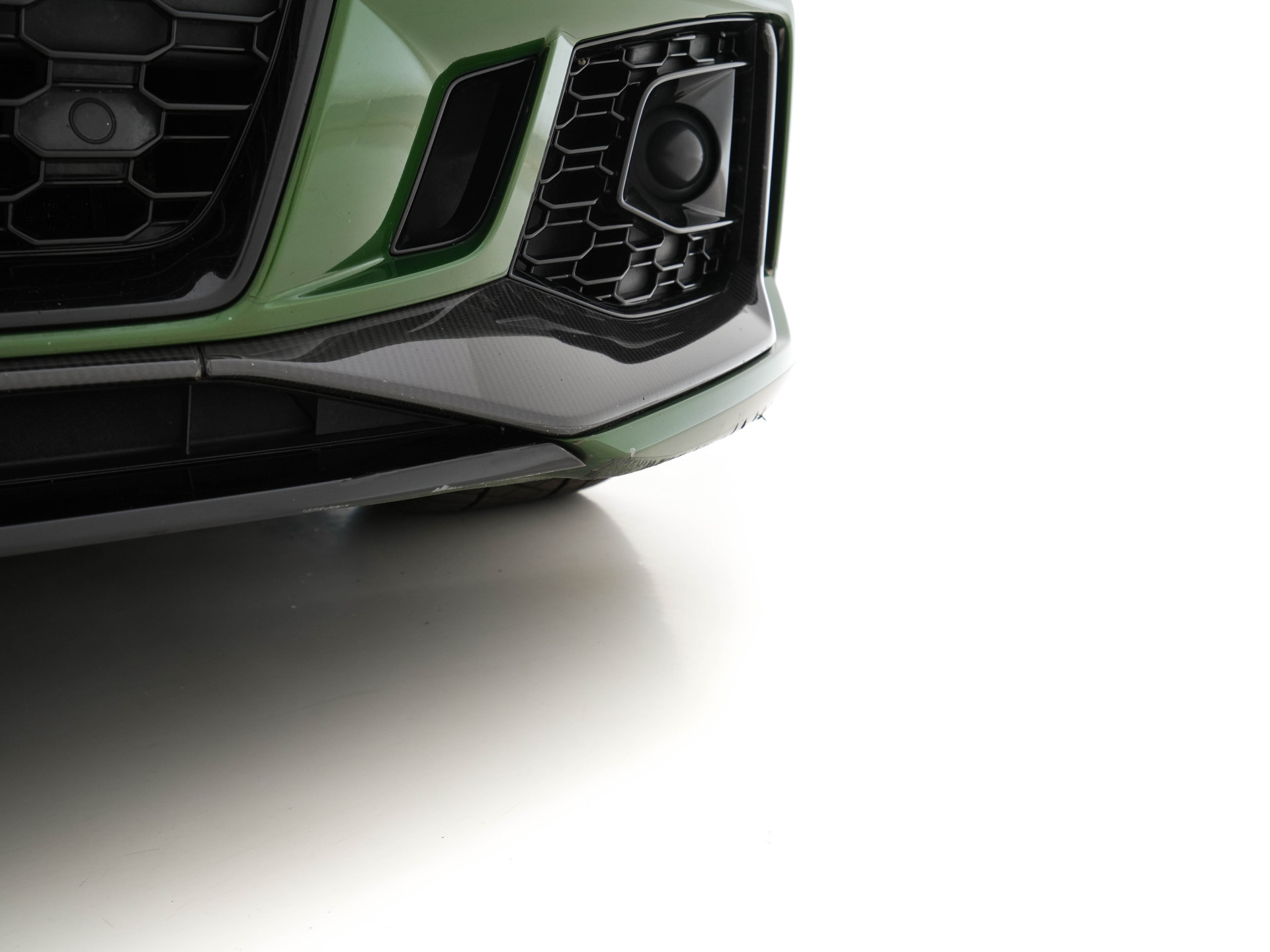 Audi RS4 2.9 TFSI quattro *MILLTEK | KERAMIK | APPLE-CARPLAY | PPF | ABT | B&O | 360-CAMERA | PANO | CARBON-PACK | HUD | SONOMA-GREEN | DEALER-AUTO*