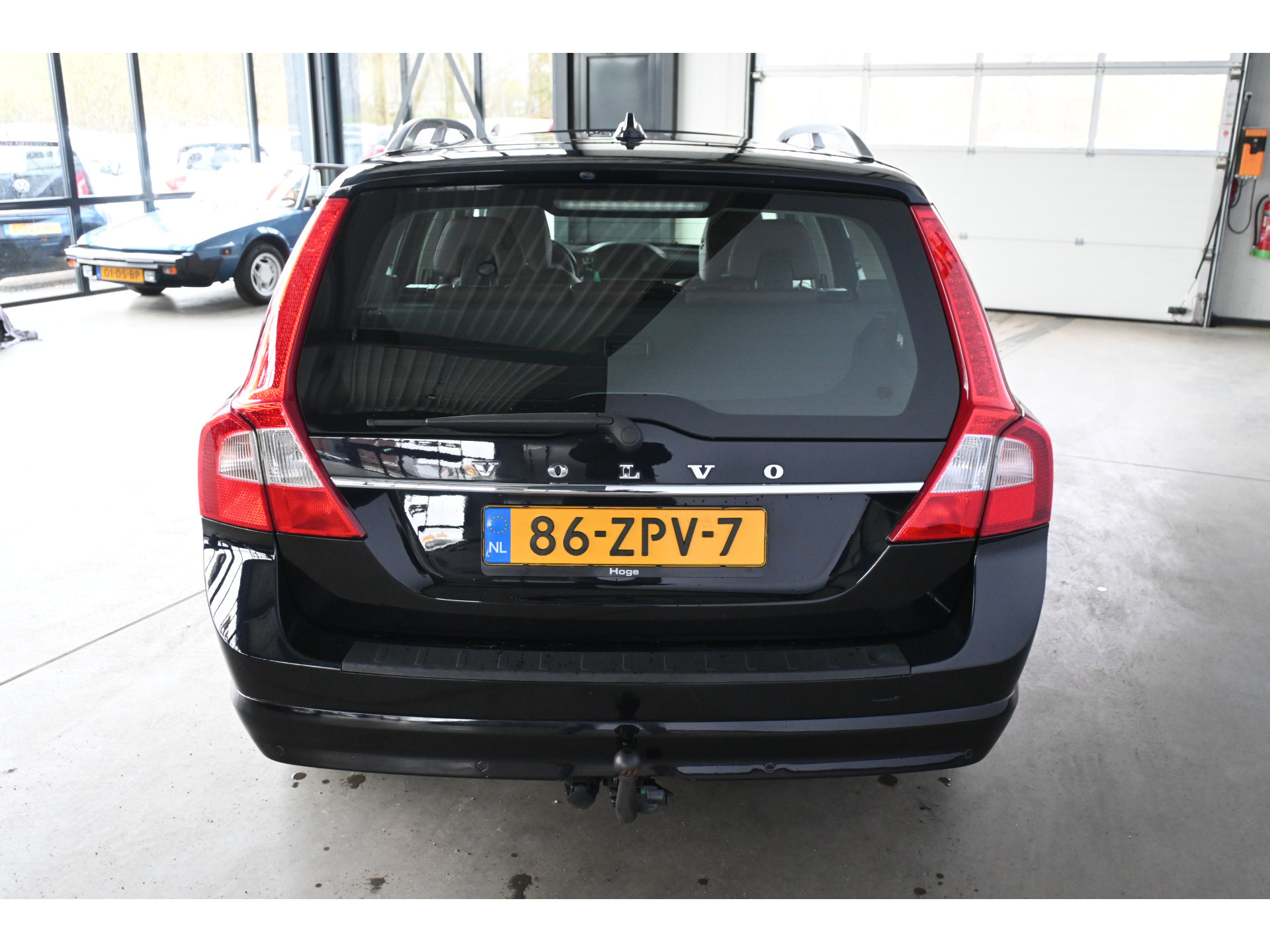 Volvo V70 1.6 T4 Limited Edition Automaat Clima Navigatie Schuif/Kanteldak Goed Onderhouden! Inruil Mogelijk!