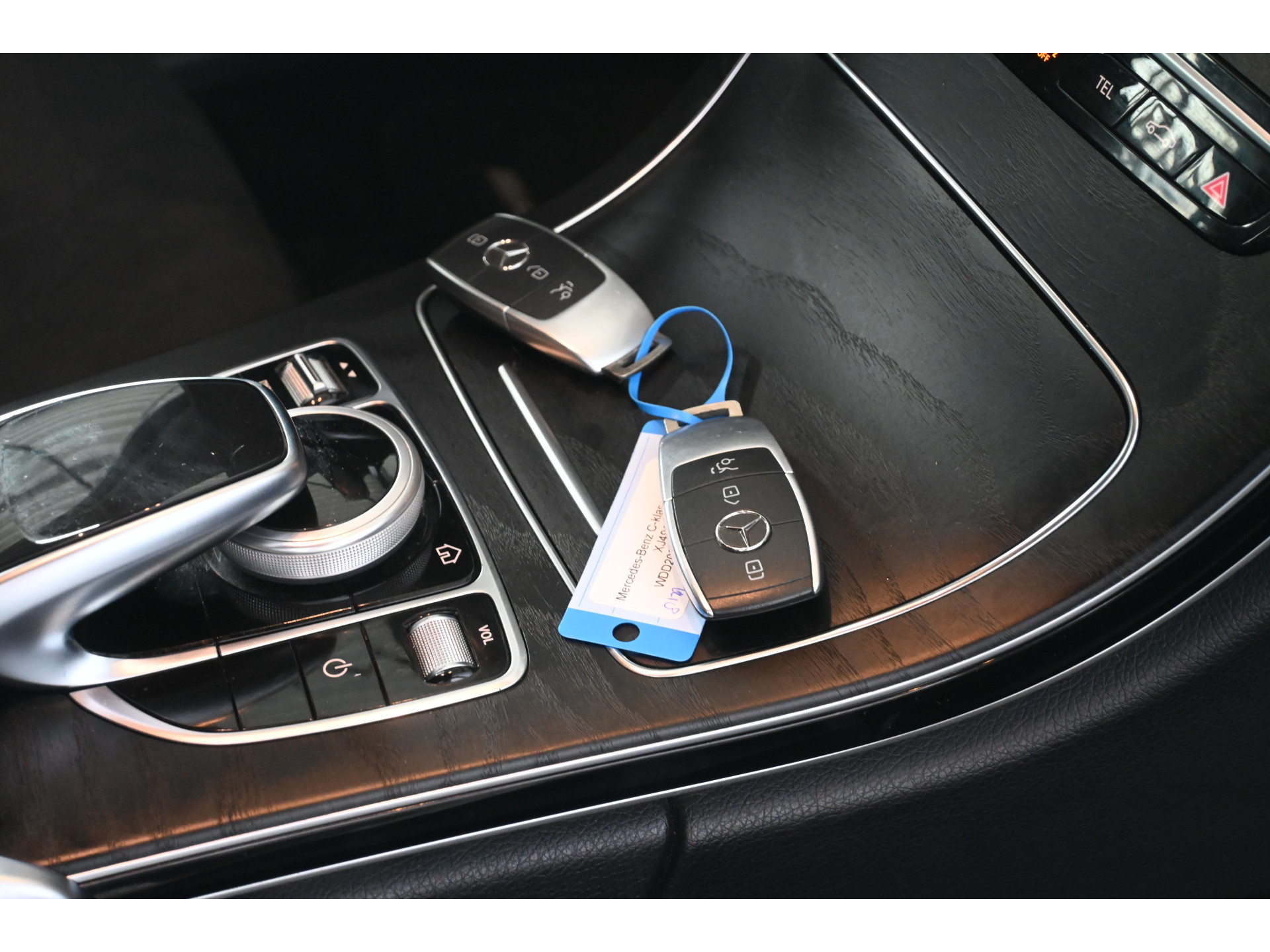 Mercedes-Benz C-klasse Estate 180 Business Solution AMG Line Navigatie Carplay Stoelverwarming Virtual Rijklaarprijs! Inruil Mogelijk!