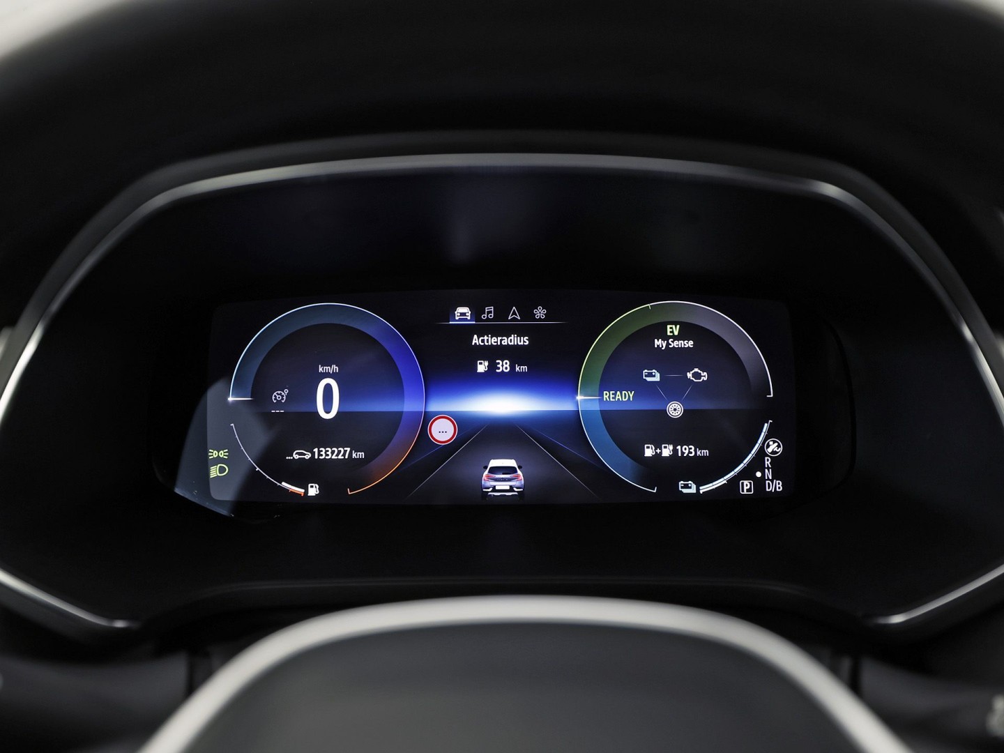 Renault Captur 1.6 E-Tech Plug-in Hybrid 160 Sport 160Pk Automaat (VIRTUAL COCKPIT, APPLE CARPLAY, GROOT NAVI, CAMERA, SPORTSTOELEN, LEDER, GETINT GLAS, LANE ASSIST, NIEUWSTAAT)
