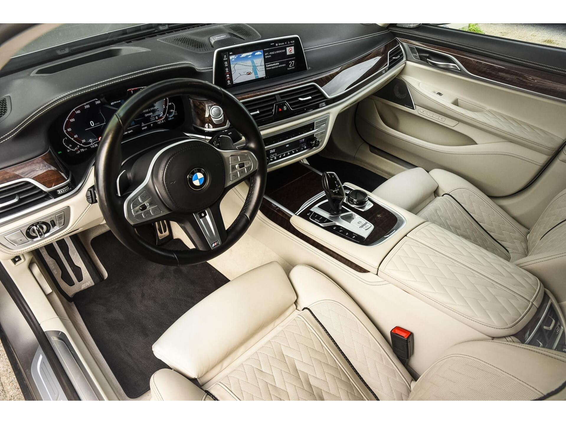 BMW 745Le High Executive | M Sport | Massage | Lounge