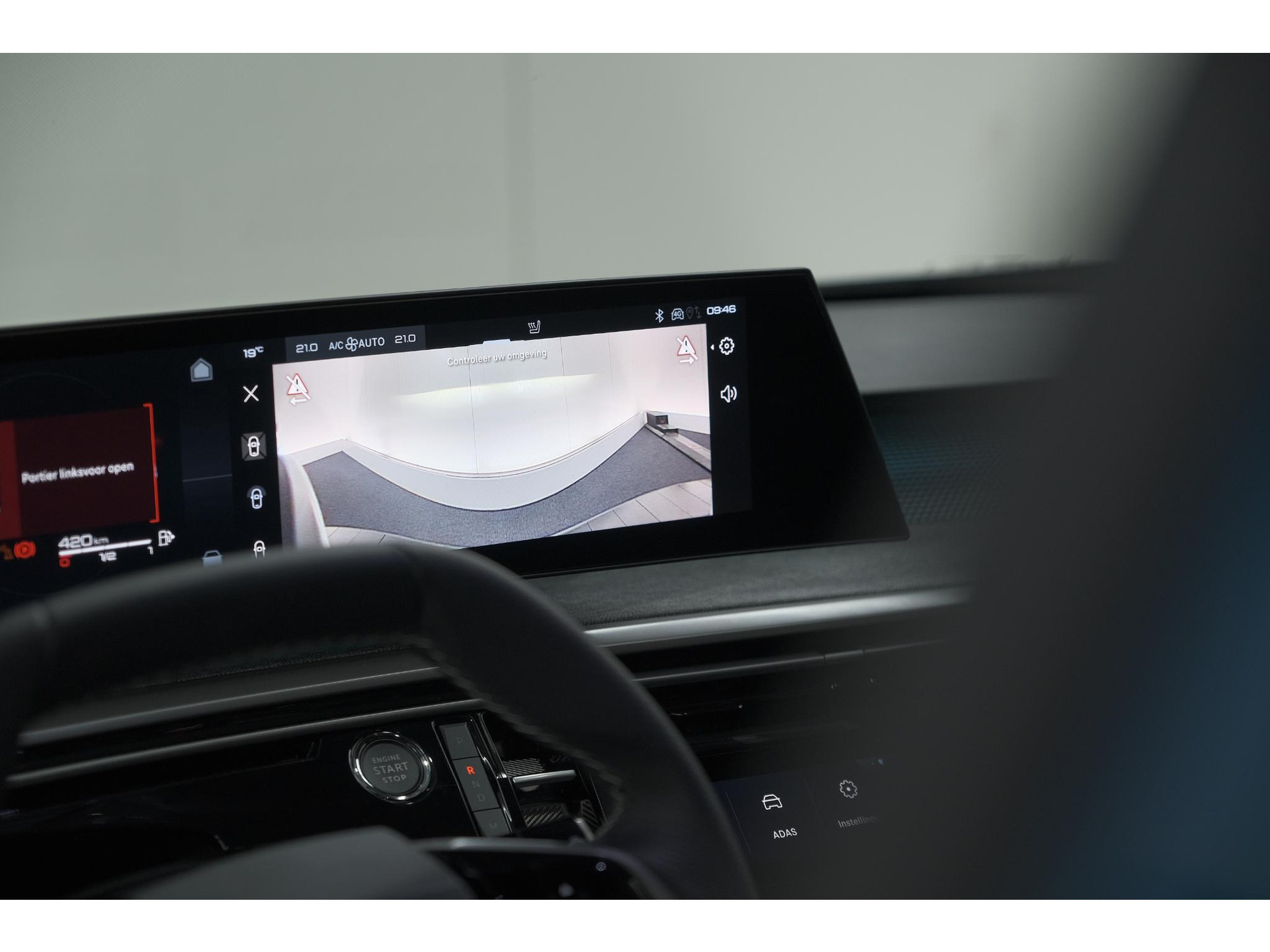 Peugeot 3008 1.2 Hybrid 136 GT | Panoramdak | 360 Camera | Stoelverwarming | Elektrische Kofferklep | Allseason Banden