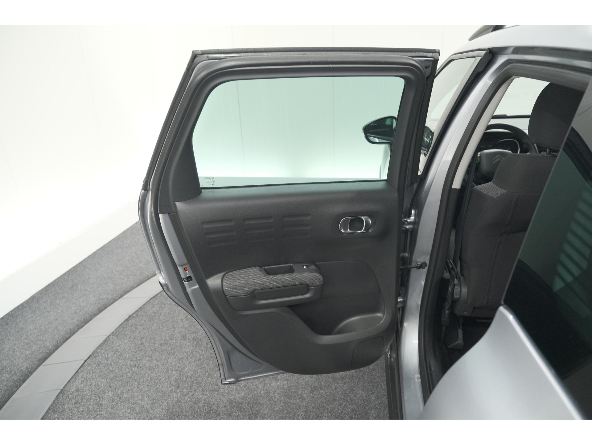 Citroen C3 Aircross PureTech 110 Plus | Parkeersensoren | Navigatie | Apple Carplay | Climate Control