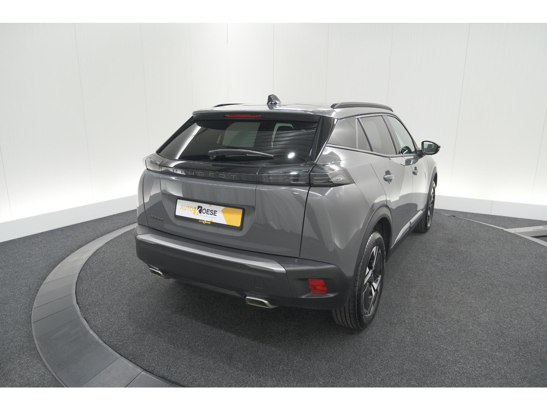 Peugeot 2008 PureTech 130 EAT8 Allure | 100% Benzine | Parkeersensoren Voor + Achter | Apple CarPlay | Climate Control