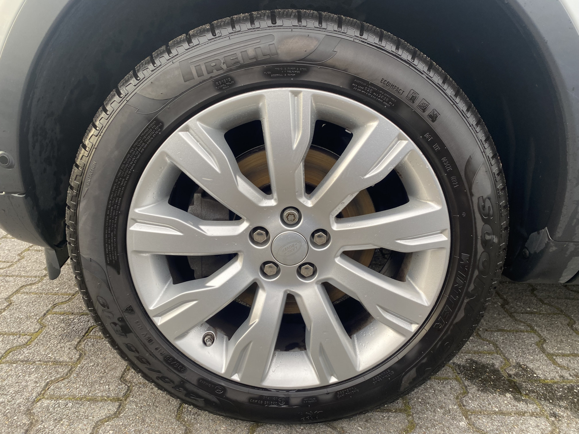 Land Rover Discovery Sport 2.0 TD4 HSE Luxury AWD [⚠️] *NAVI-FULLMAP | BI-XENON | LEATHER | MERIDIAN-SURROUND | CAMERA | ECC | PDC | CRUISE | LANE-ASSIST | MEMORY-PACK | PRIVACY-GLASS | TOWBAR | HEATED-COMFORTSEATS | LANE-ASSIST | 19"ALU*