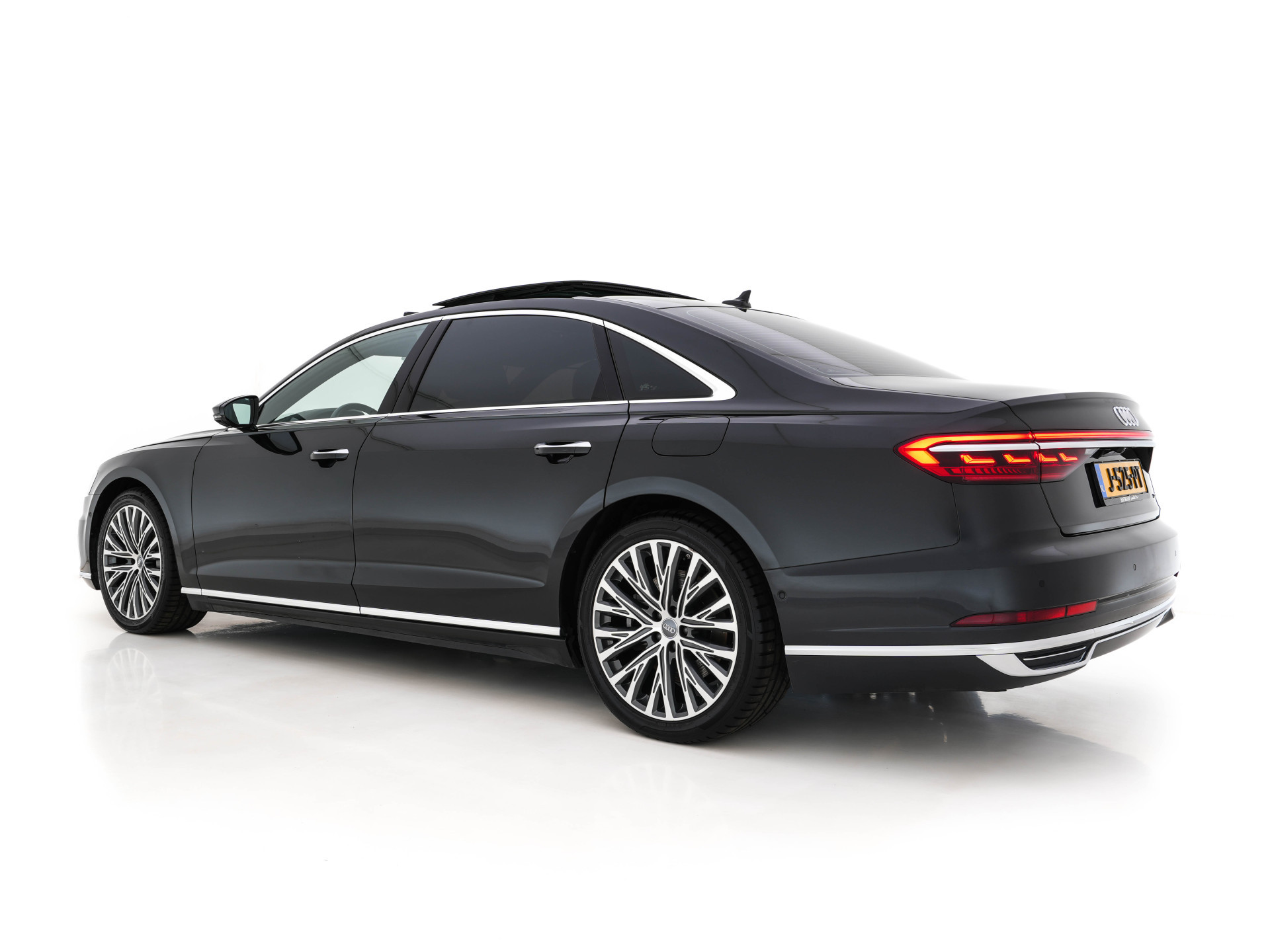 Audi A8 60 TFSI-E Quattro Lang Pro Line Plus (INCL-BTW) *PANO | LEATHER | MATRIX-LED | ADAPTIVE-CRUISE | BLIND-SPOT | SOFT-CLOSE | BANG&OLUFSEN | TOP-VIEW | MEMORY-PACK | MASSAGE | KEYLESS | DIGI-COCKPIT | NAVI-FULLMAP | 20''ALU