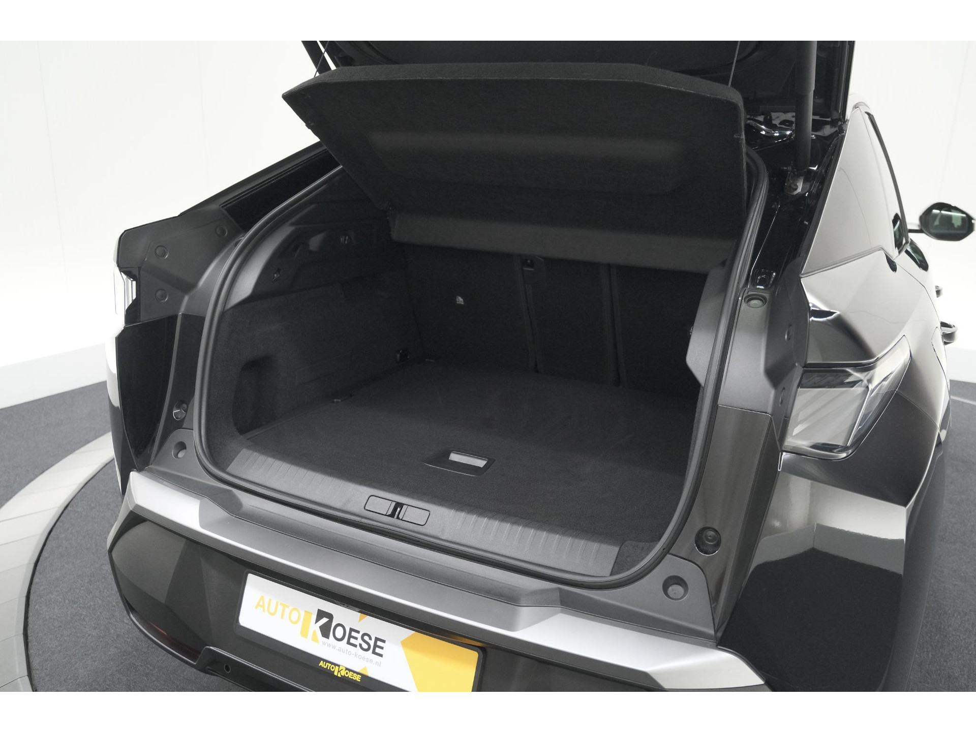 Peugeot 3008 1.2 Hybrid 145 GT | Elektrische Kofferklep | Camera | Adaptieve Cruise Control | Apple CarPlay