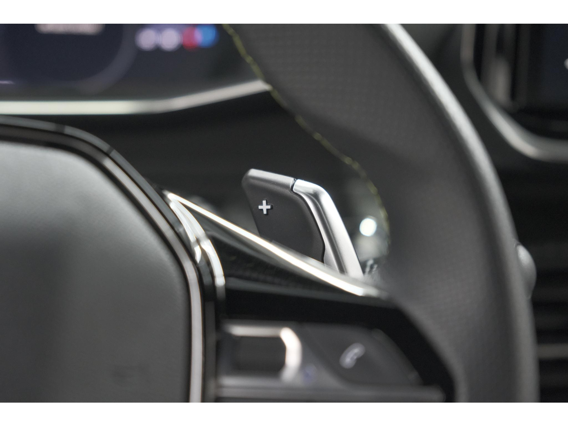 Peugeot 2008 Hybrid 145 e-DCS6 GT | Camera | Apple Carplay | Parkeersensoren