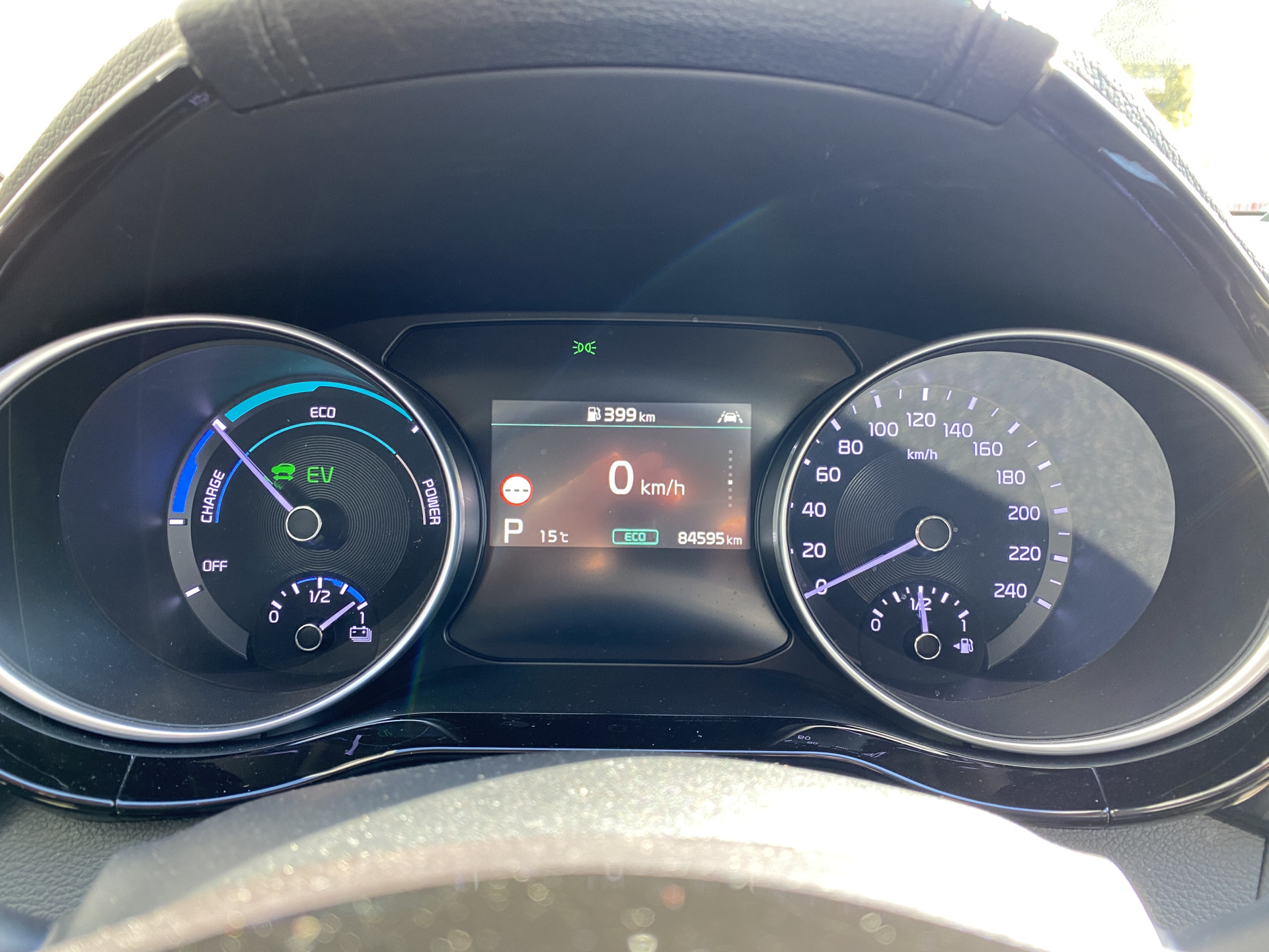 Kia XCeed 1.6 GDi PHEV 140 pk DynamicPlusLine | navigatie | stoel/stuurverwarming | camera | keyless go | incl. winterset