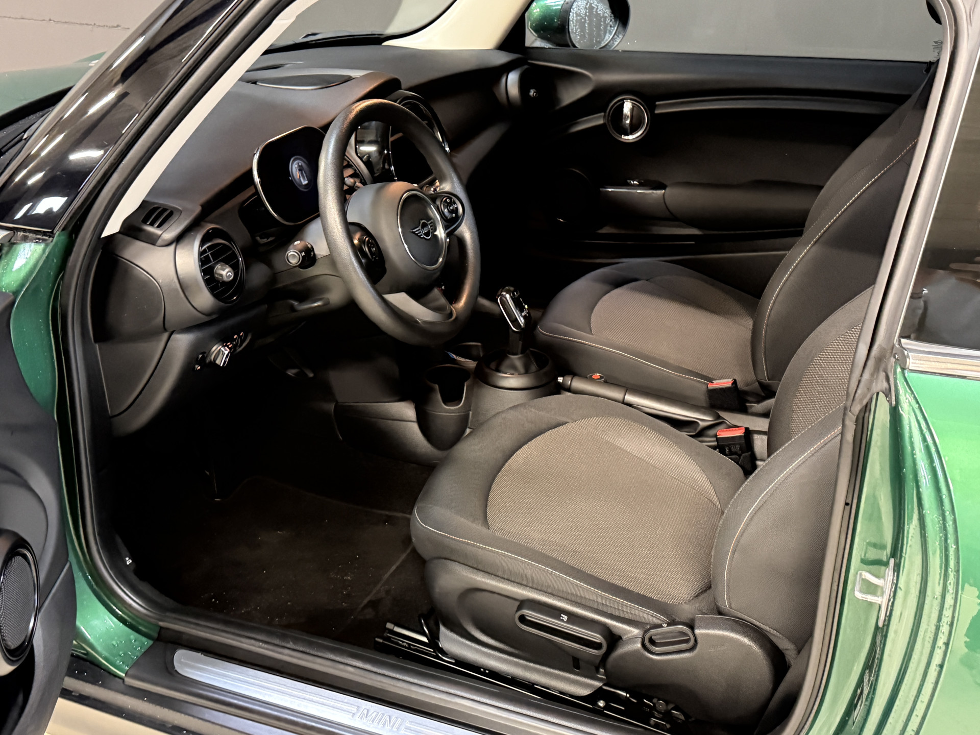 MINI Mini 1.5 One Pepper Automaat | | Bluetooth | Dealer onderhouden | Origineel NL auto