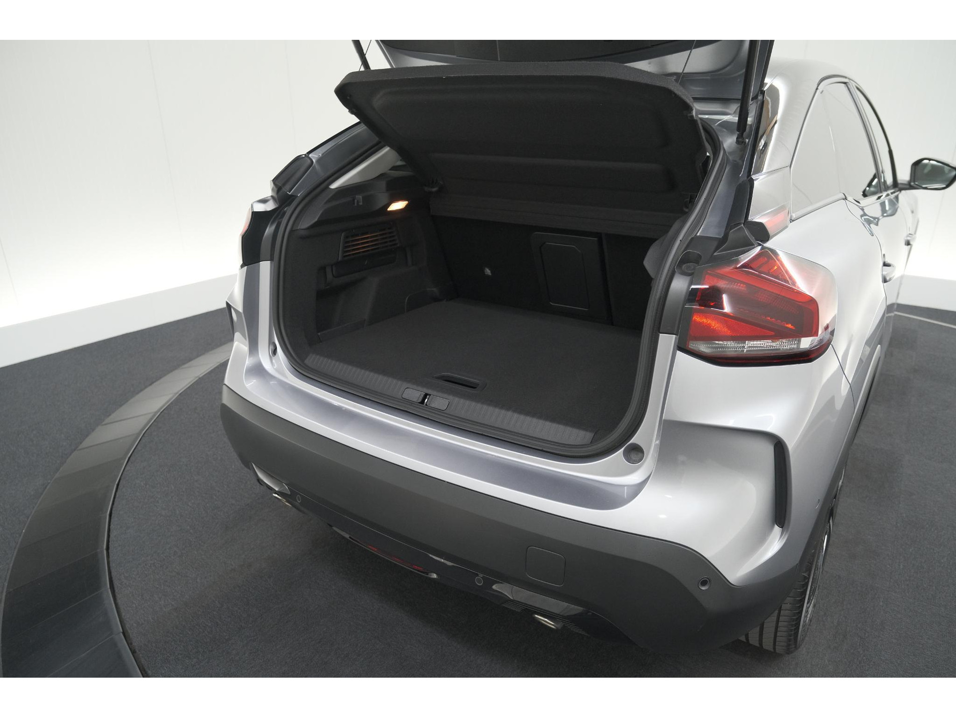 Citroen C4 1.2 Hybrid 136 Max | 360 Camera | Adaptieve Cruise Control | Navigatie