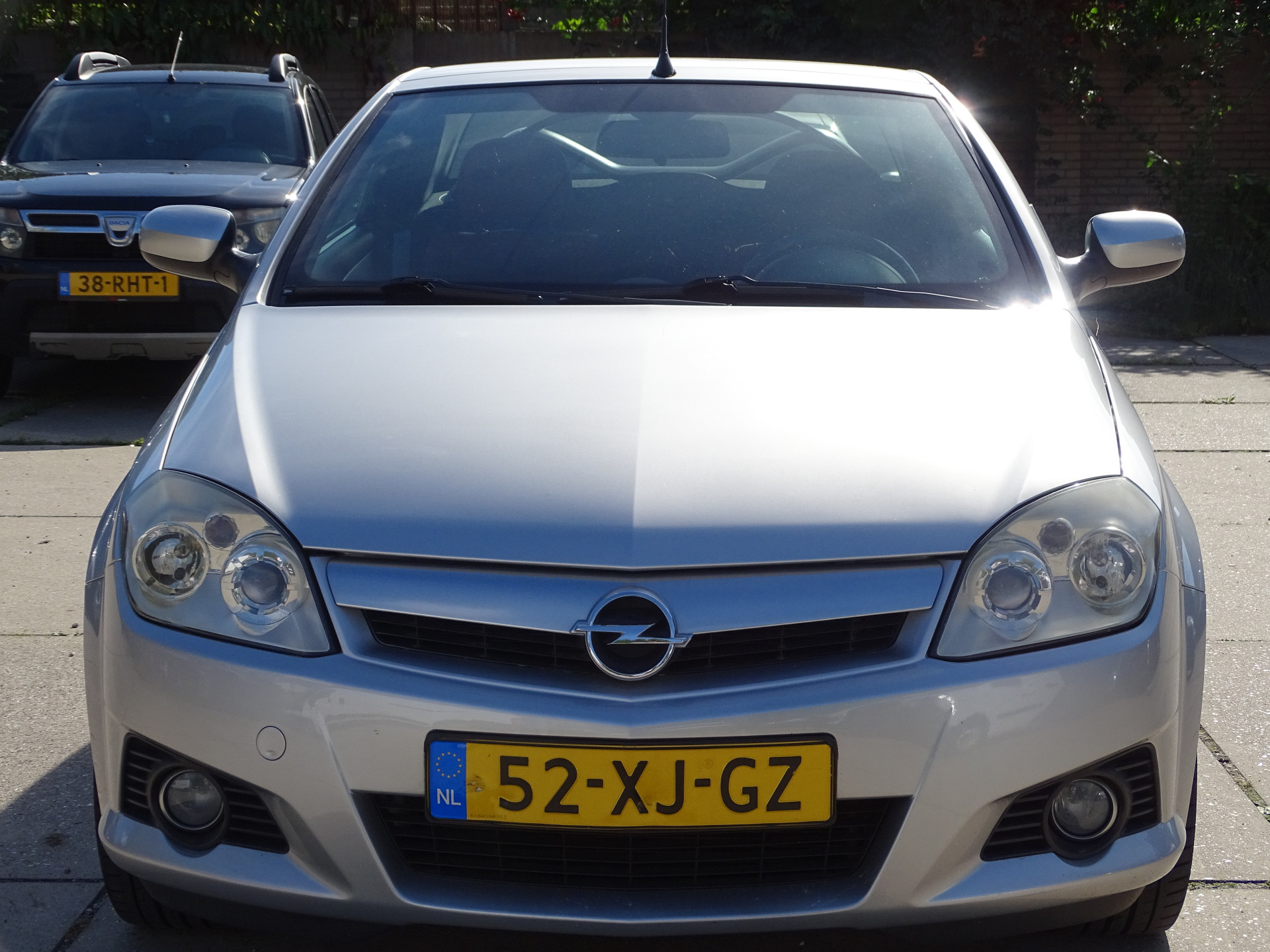 Opel Tigra TwinTop hardtop cabriolet 1.4-16V Temptation