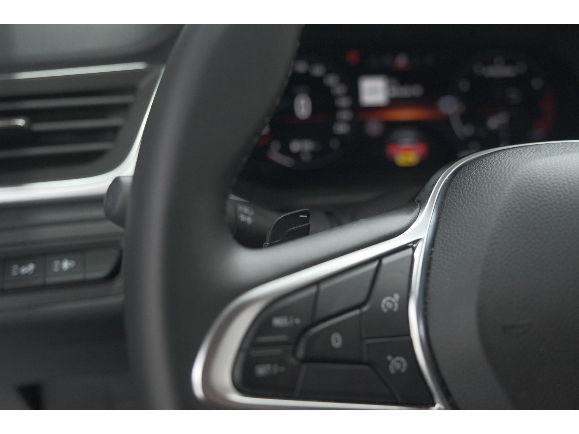 Renault Captur Mild Hybrid 140 EDC Techno | Trekhaak | 360 Camera | 9.3 Inch Grootscherm | Apple Carplay | Parkeersensoren