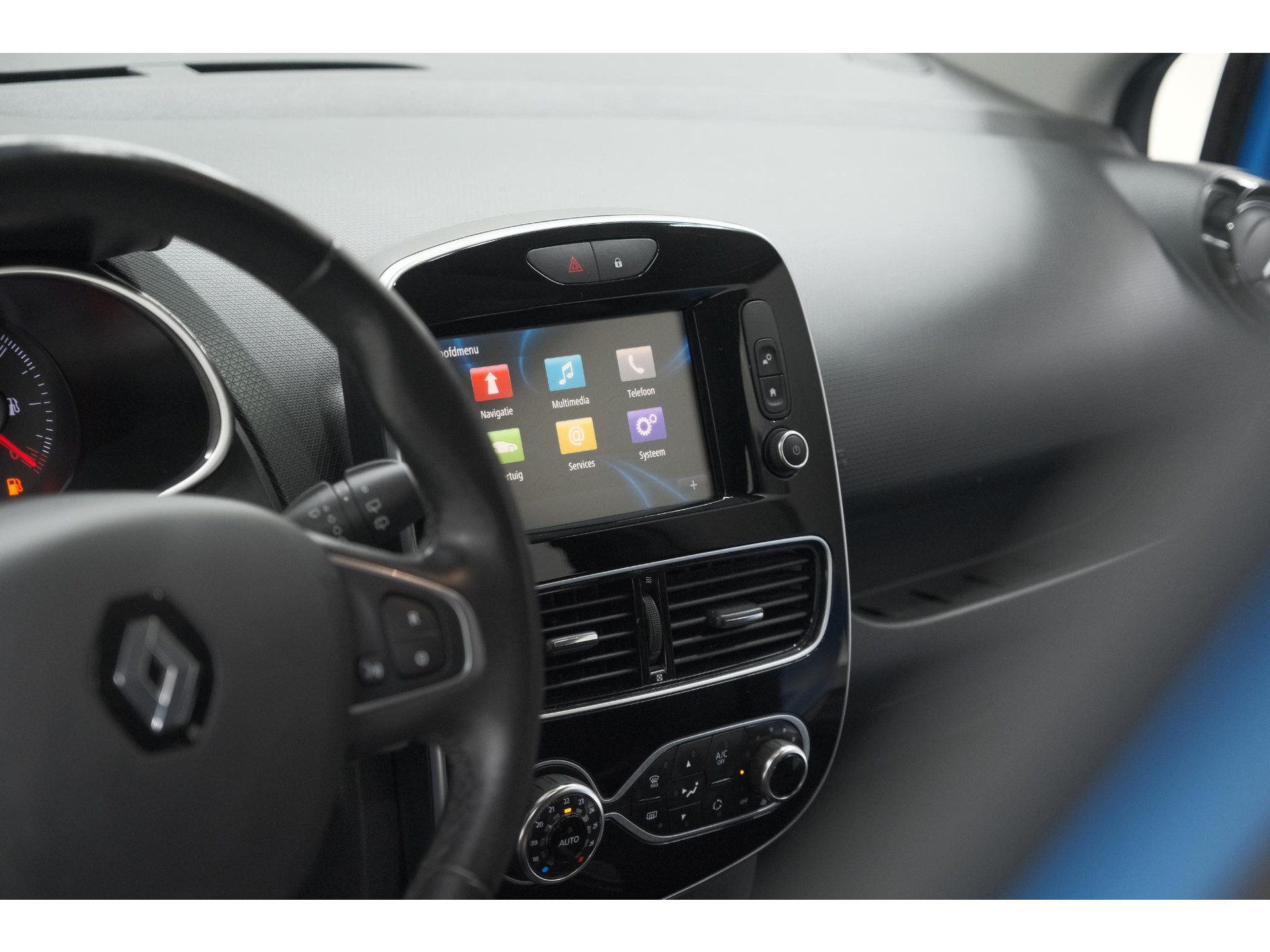 Renault Clio Estate TCe 90 Intens | Bleu De France | Parkeersensoren | Navigatie | Climate Control