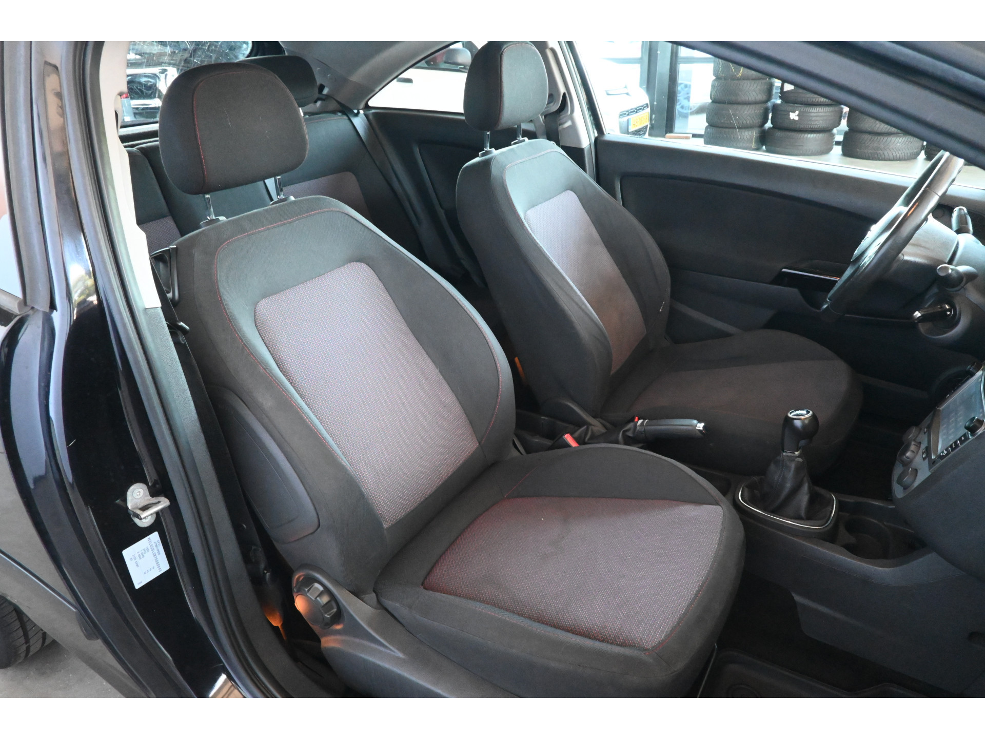 Opel Corsa 1.4-16V Enjoy BIJGELUID IN MOTOR Airco Stuur/Stoelverwarming All in Prijs! Inruil Mogelijk!