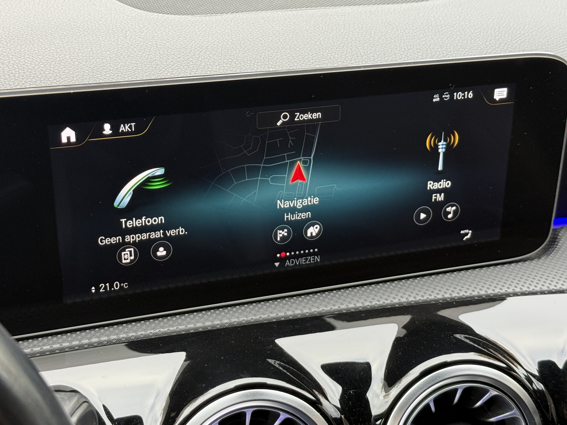 Mercedes-Benz A-klasse 220 4MATIC Premium | Panoramadak | Sfeerverlichting | Camera