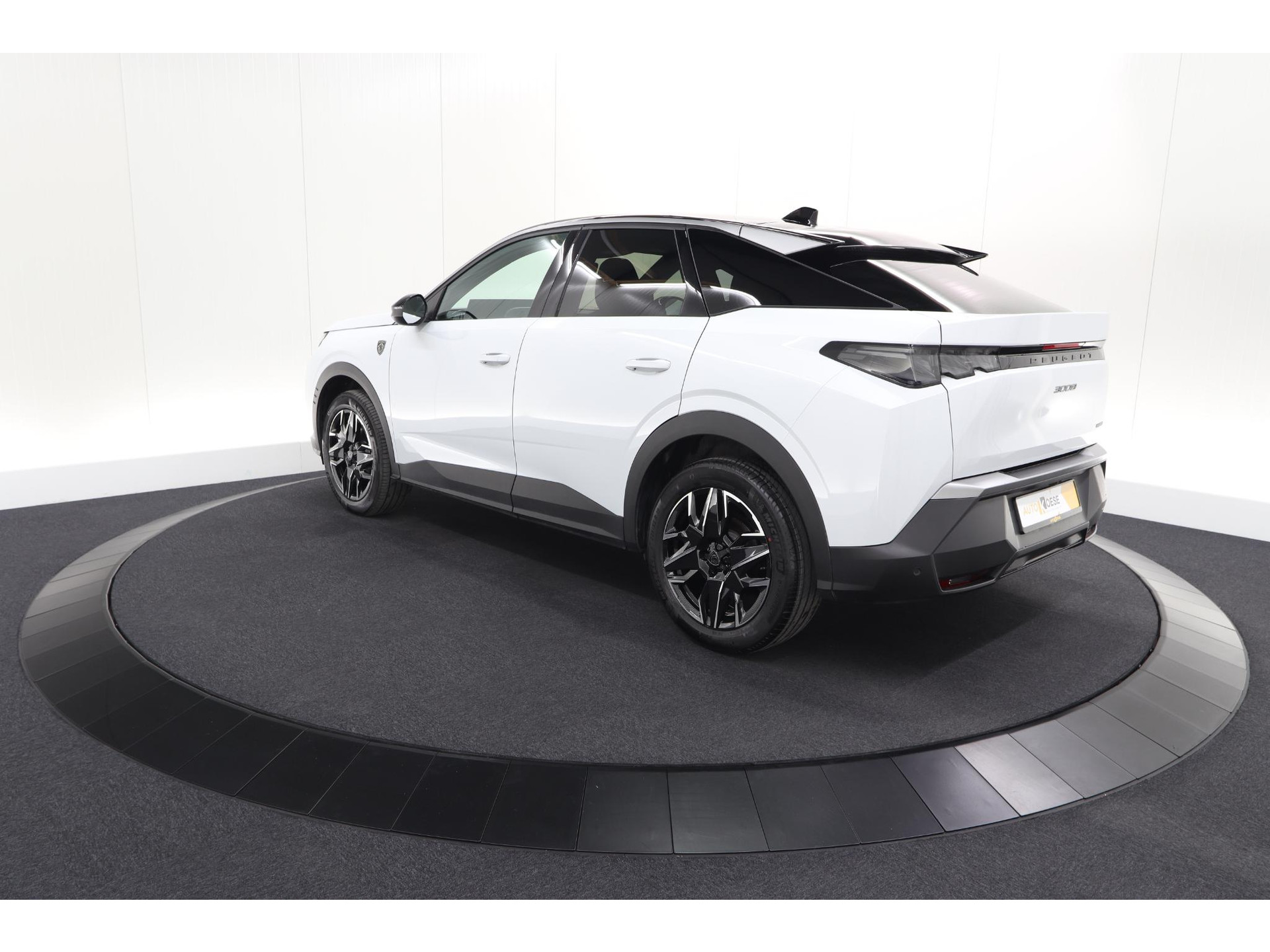 Peugeot 3008 1.2 Hybrid 145 GT | Camera | Adaptieve Cruise Control | Elektrische Kofferklep | Stuurwielverwarming