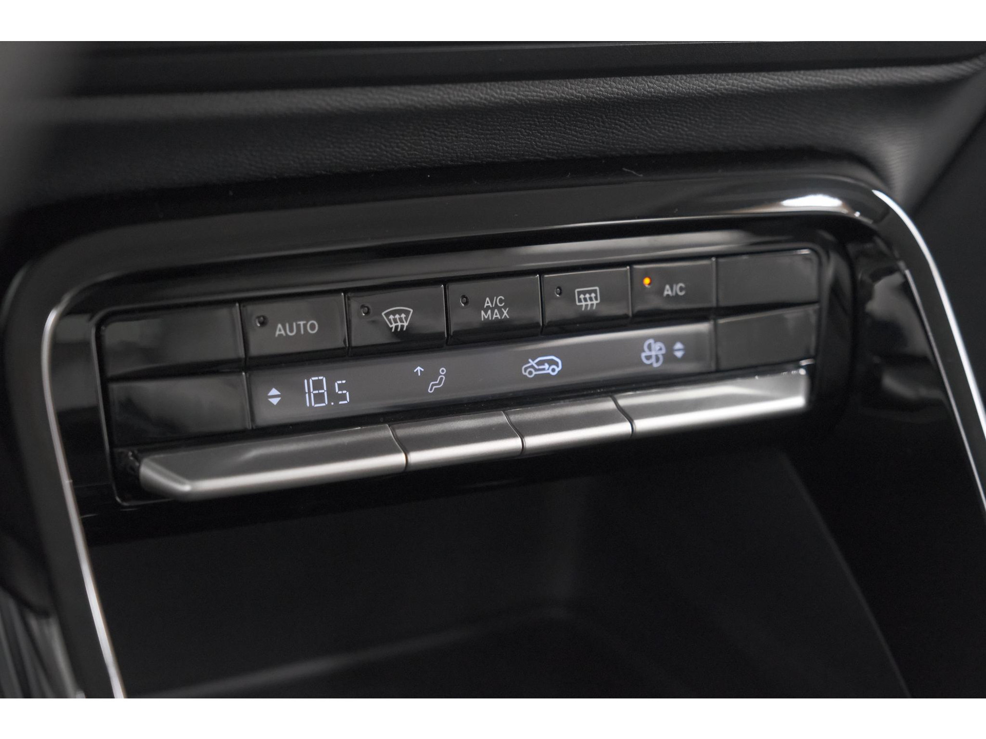 Citroen C3 Aircross 1.2 Hybrid 145pk Max | Camera | Dodehoekdetectie | Apple Carplay